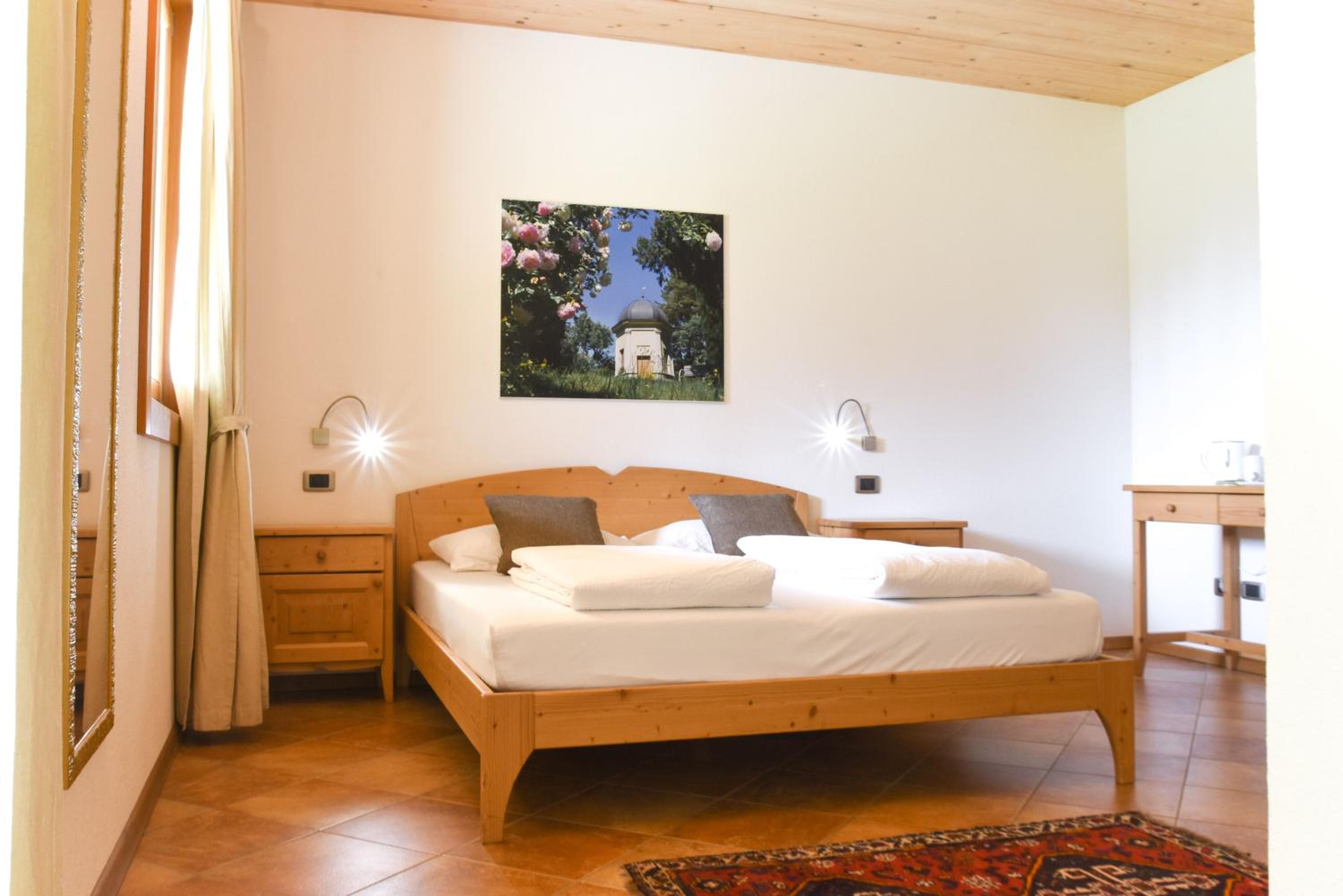 Double Room with Terrace and Vineyard View photo 1