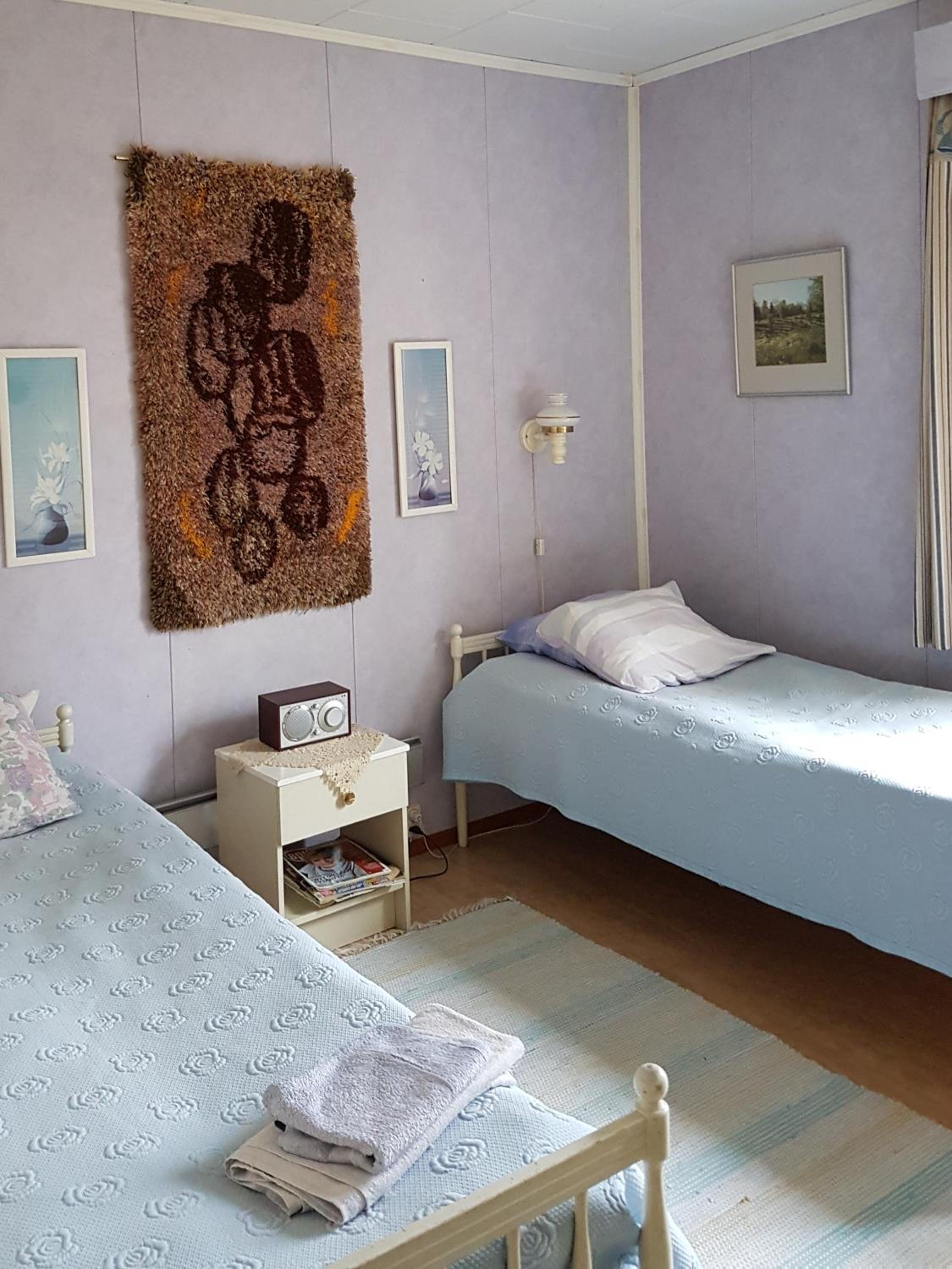 Deluxe Double Room with Shower - Photo 3