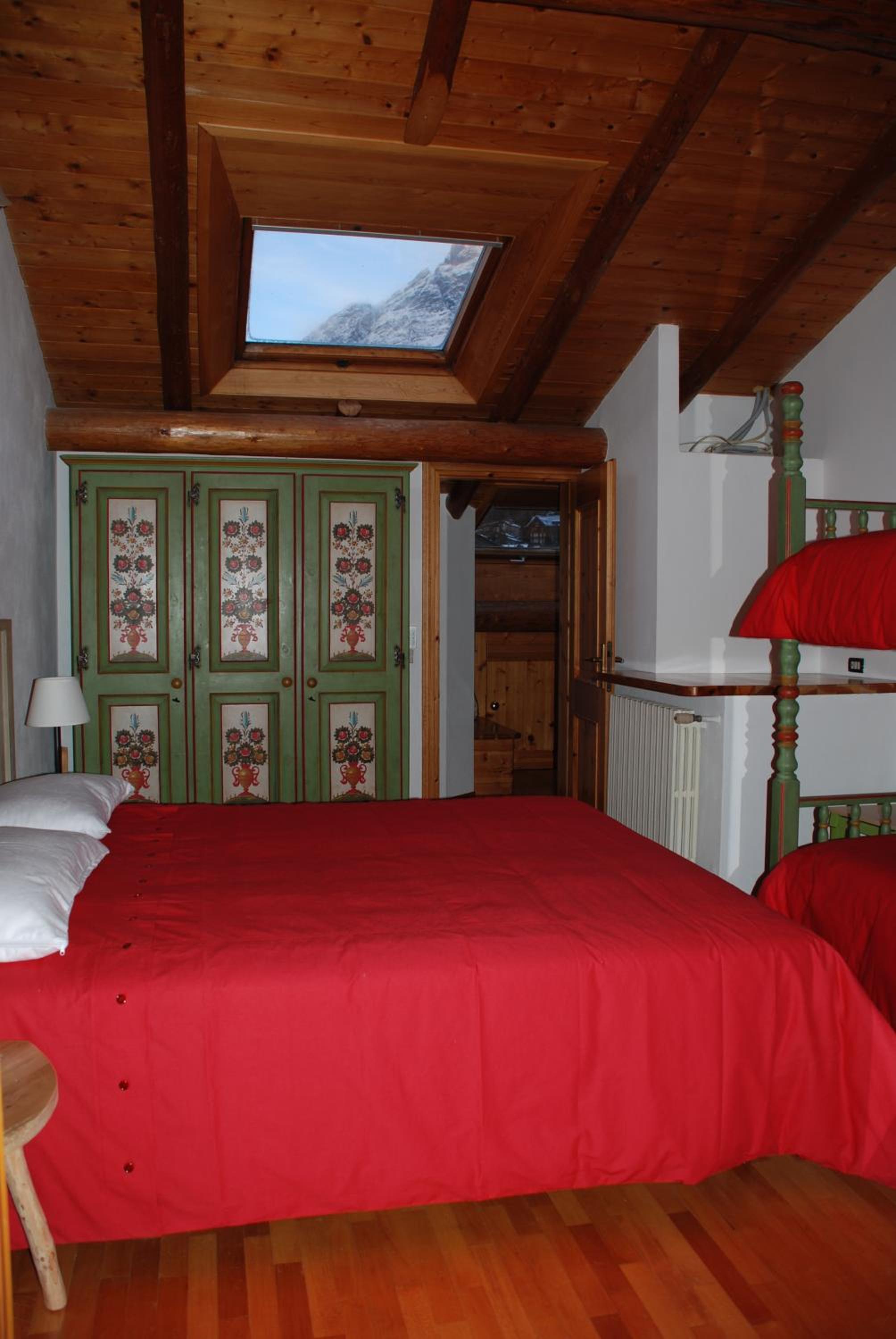 Apartment - Split Level photo 1