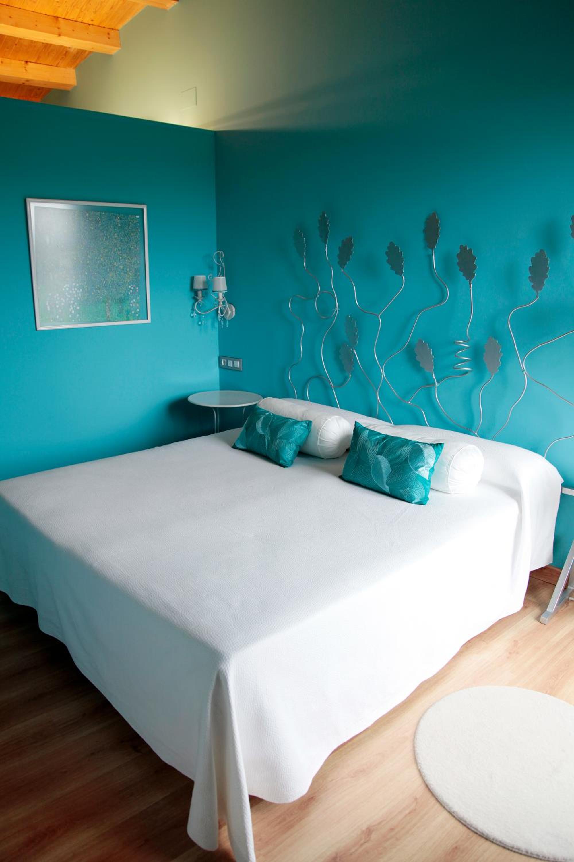 Double or Twin Room - Photo 15
