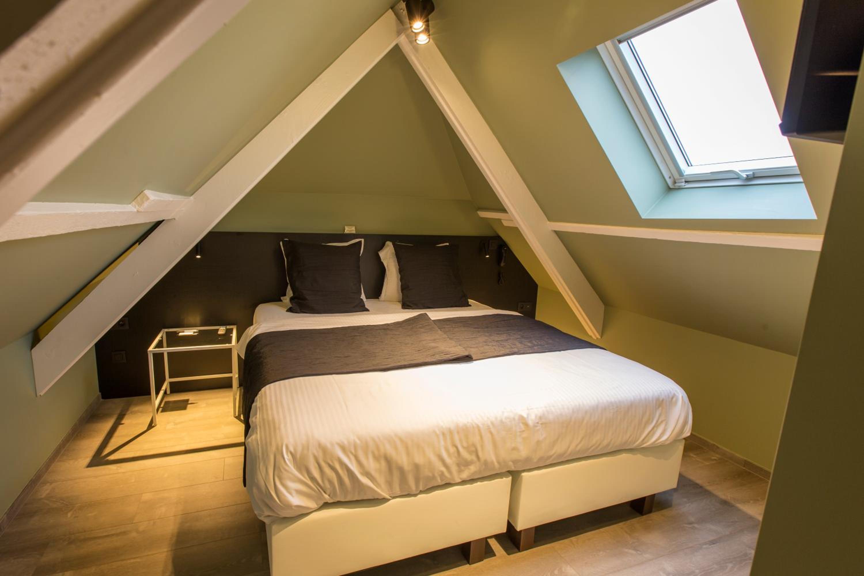 Standard Double Room - Photo 1