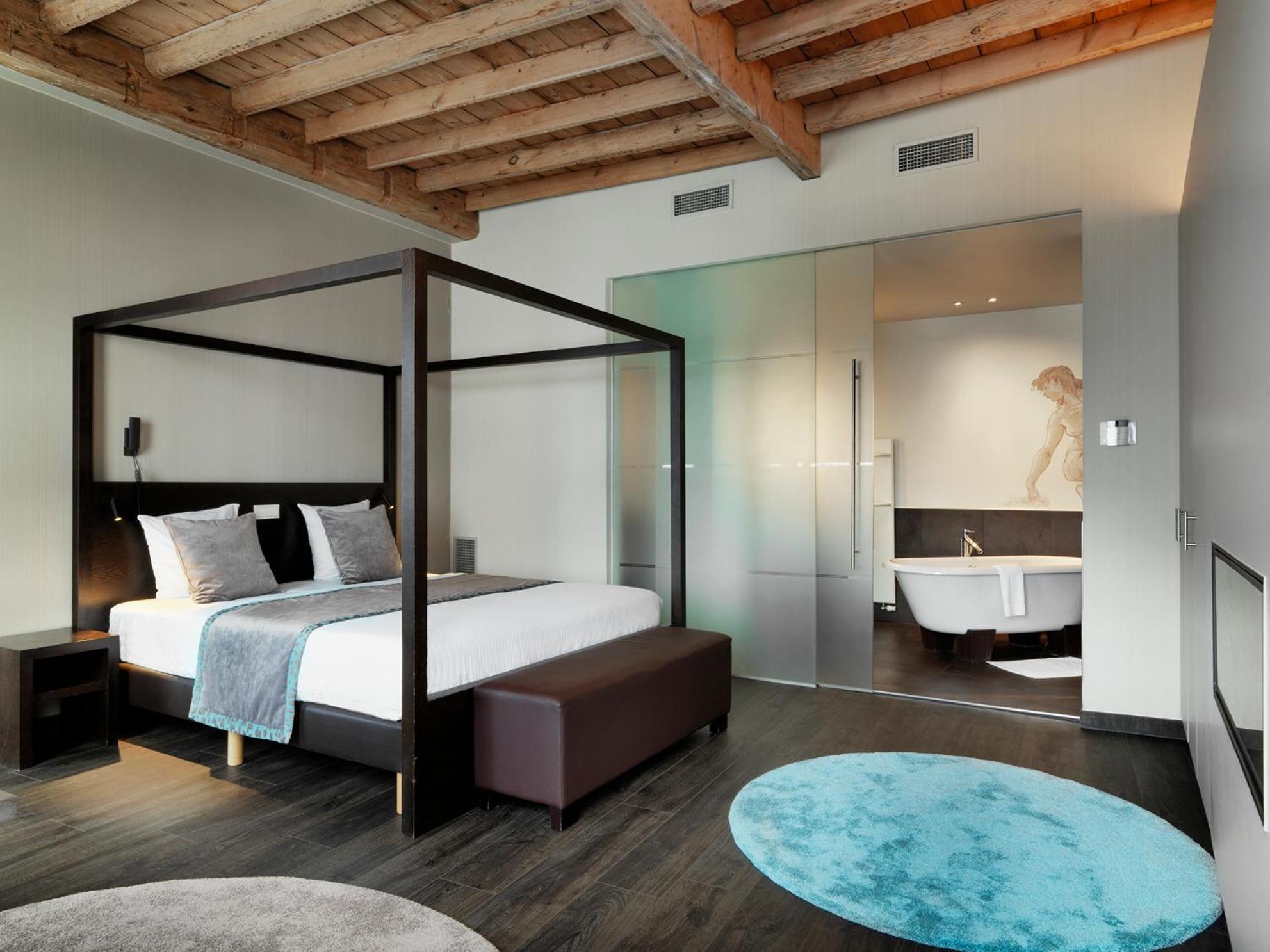 Exclusive Double Room With River View - Photo 7