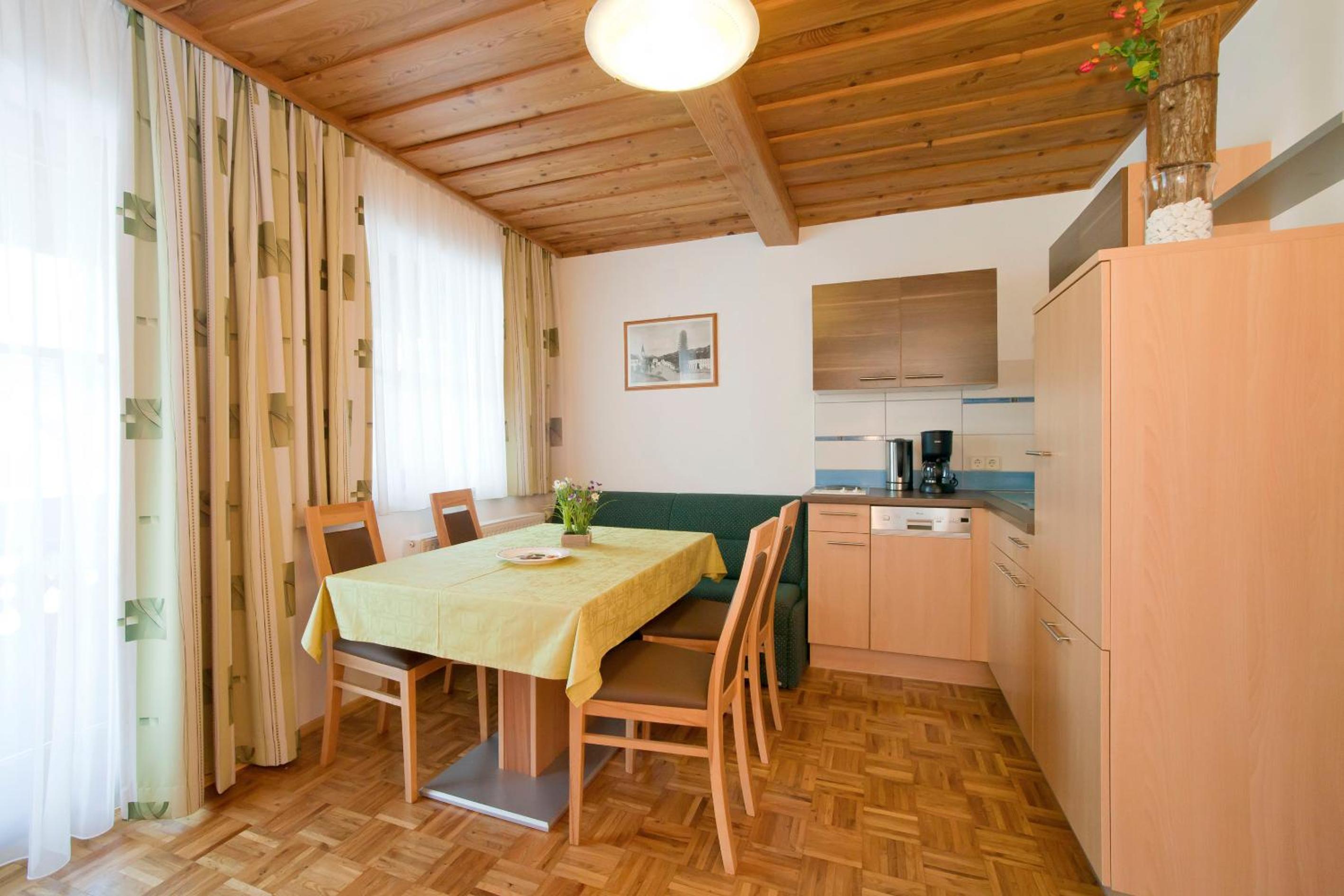 One-Bedroom Apartment photo 2