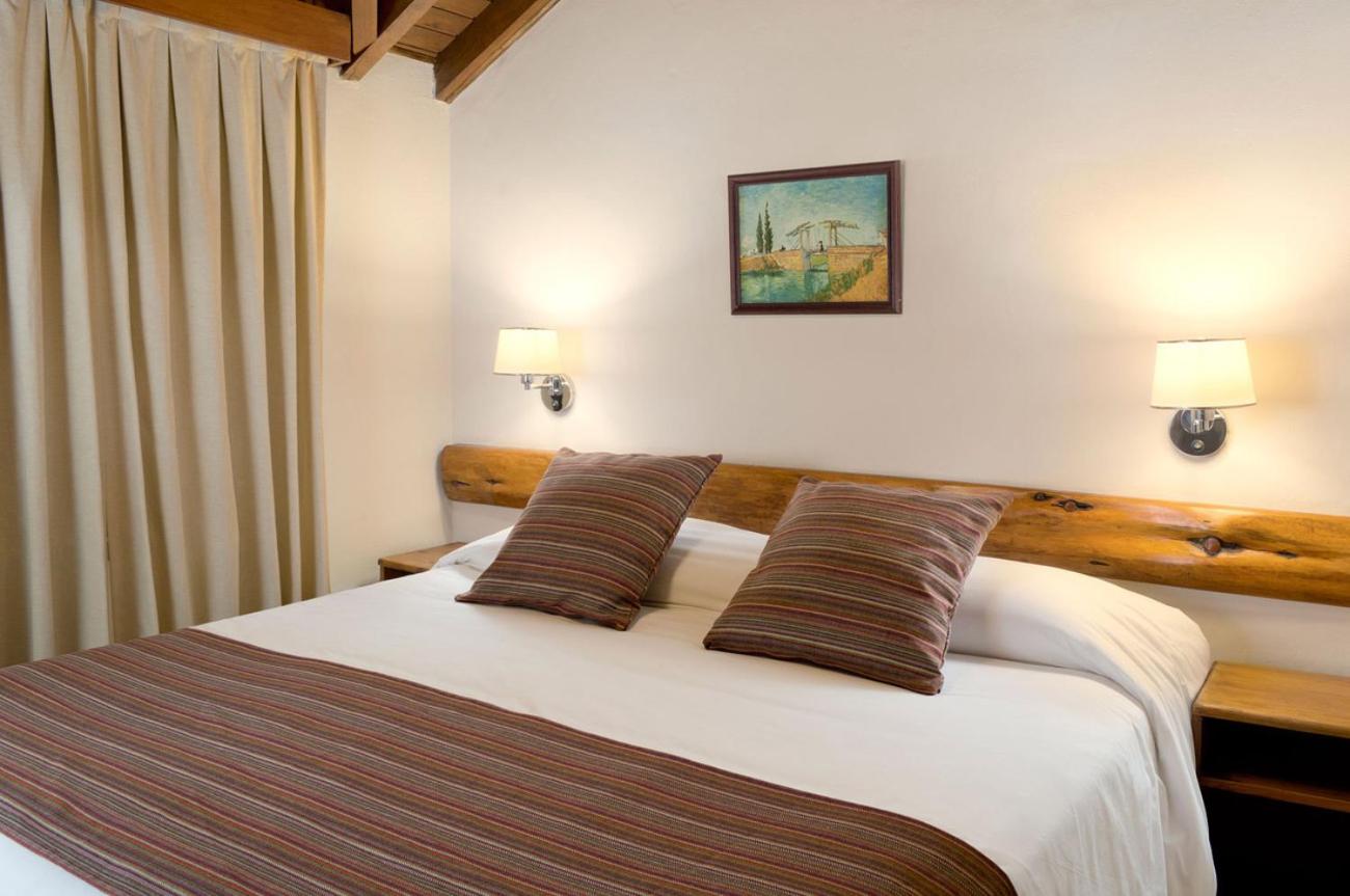 One-Bedroom Bungalow (Standard) photo 1