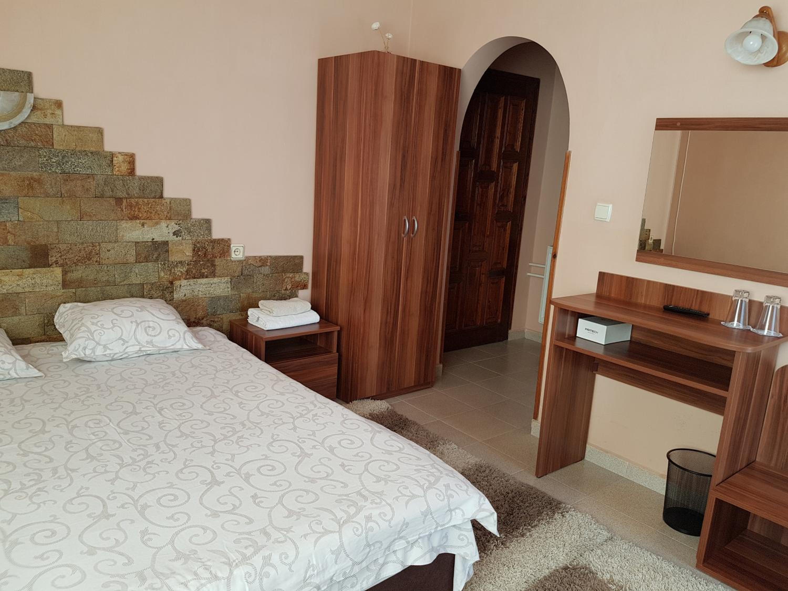 Double Room photo 3