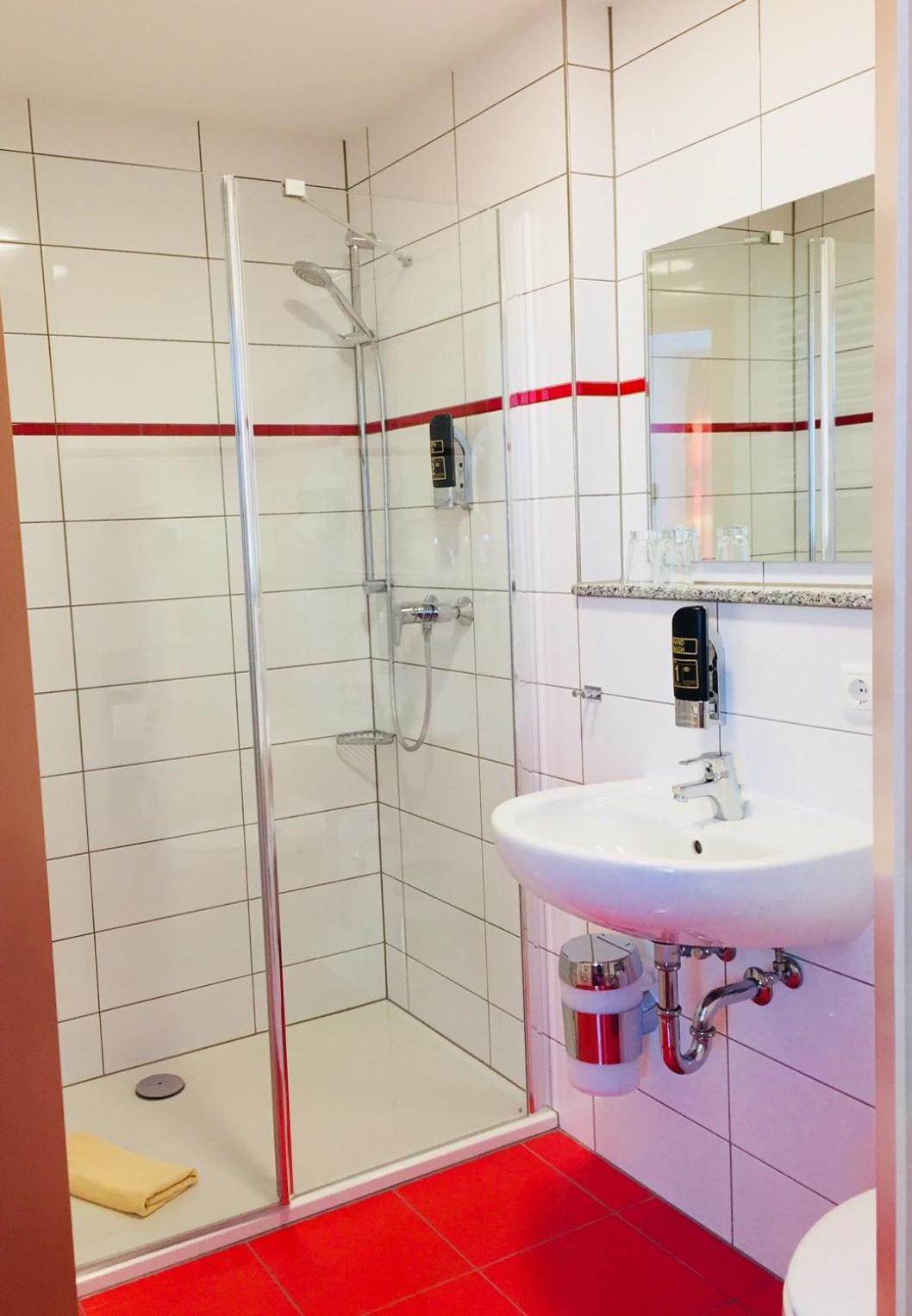 Single Room with Shower photo 2