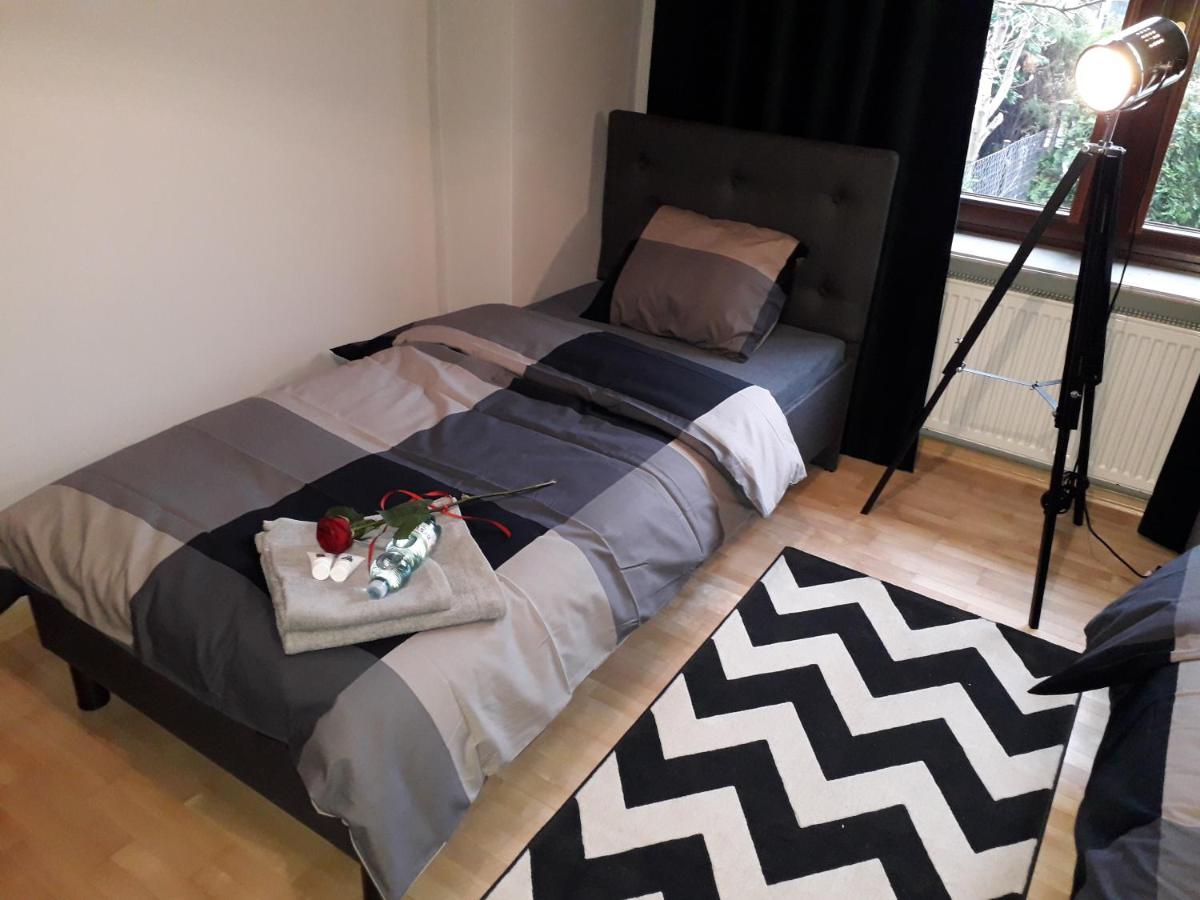 Triple Room with Shared Bathroom photo 3