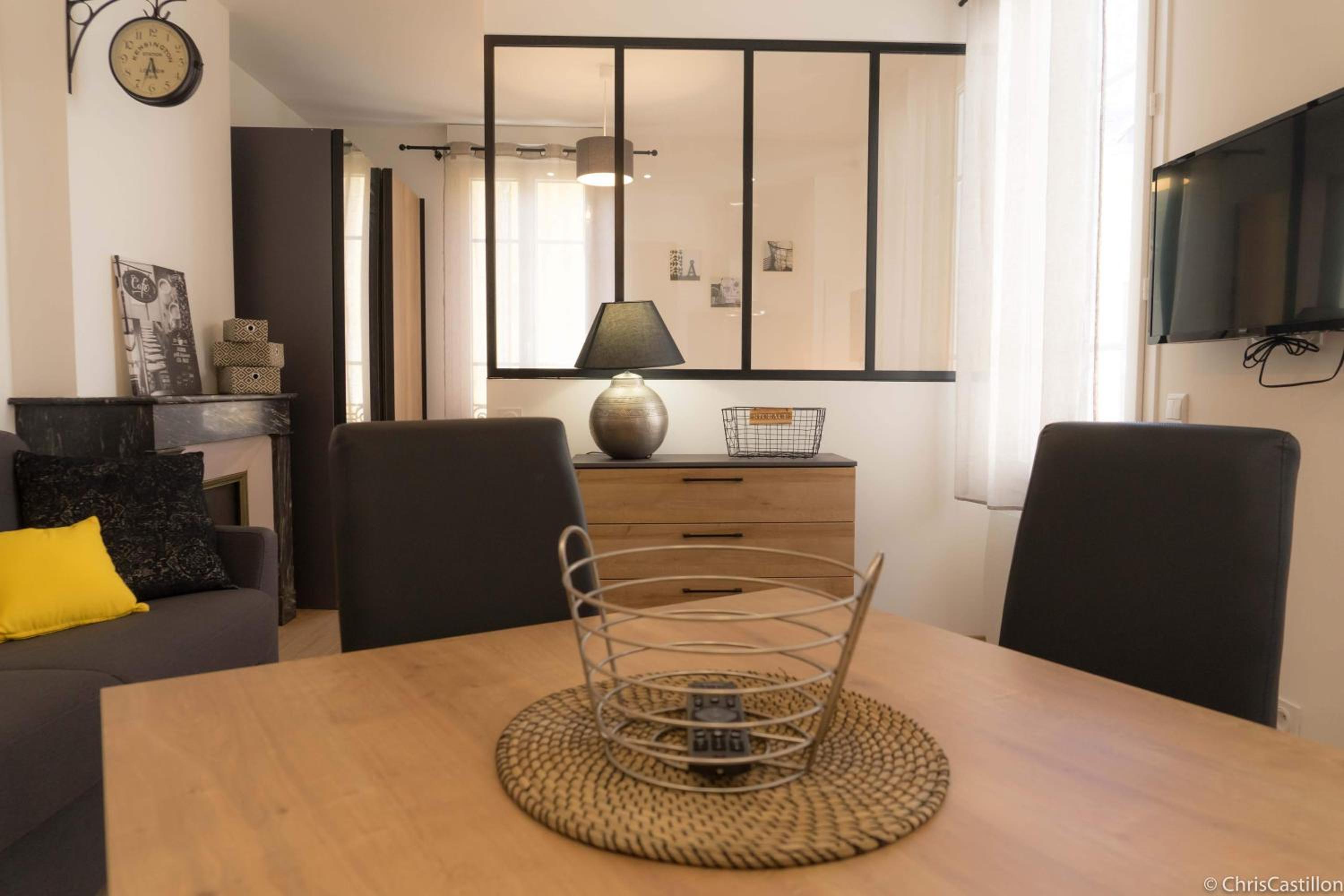 Apartment photo 2