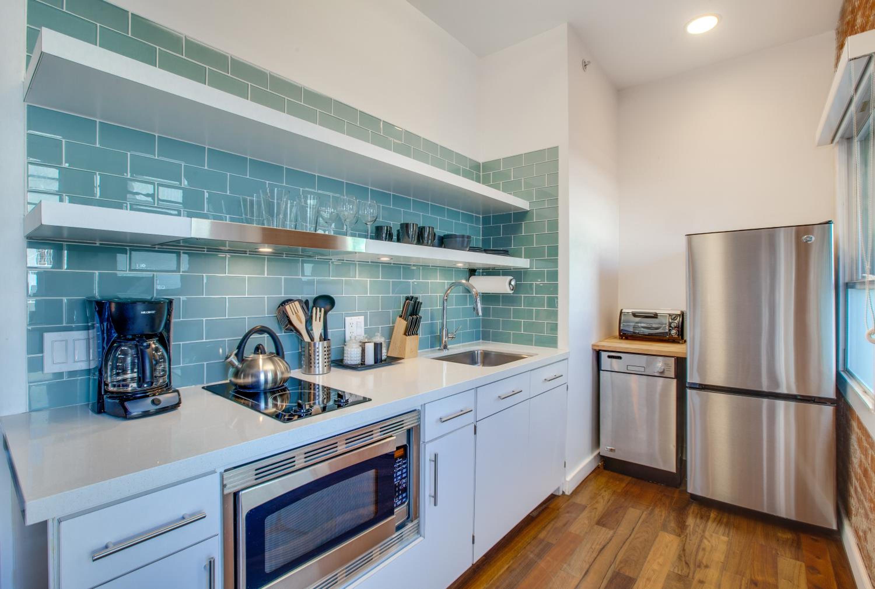 Studio Suite, Street View