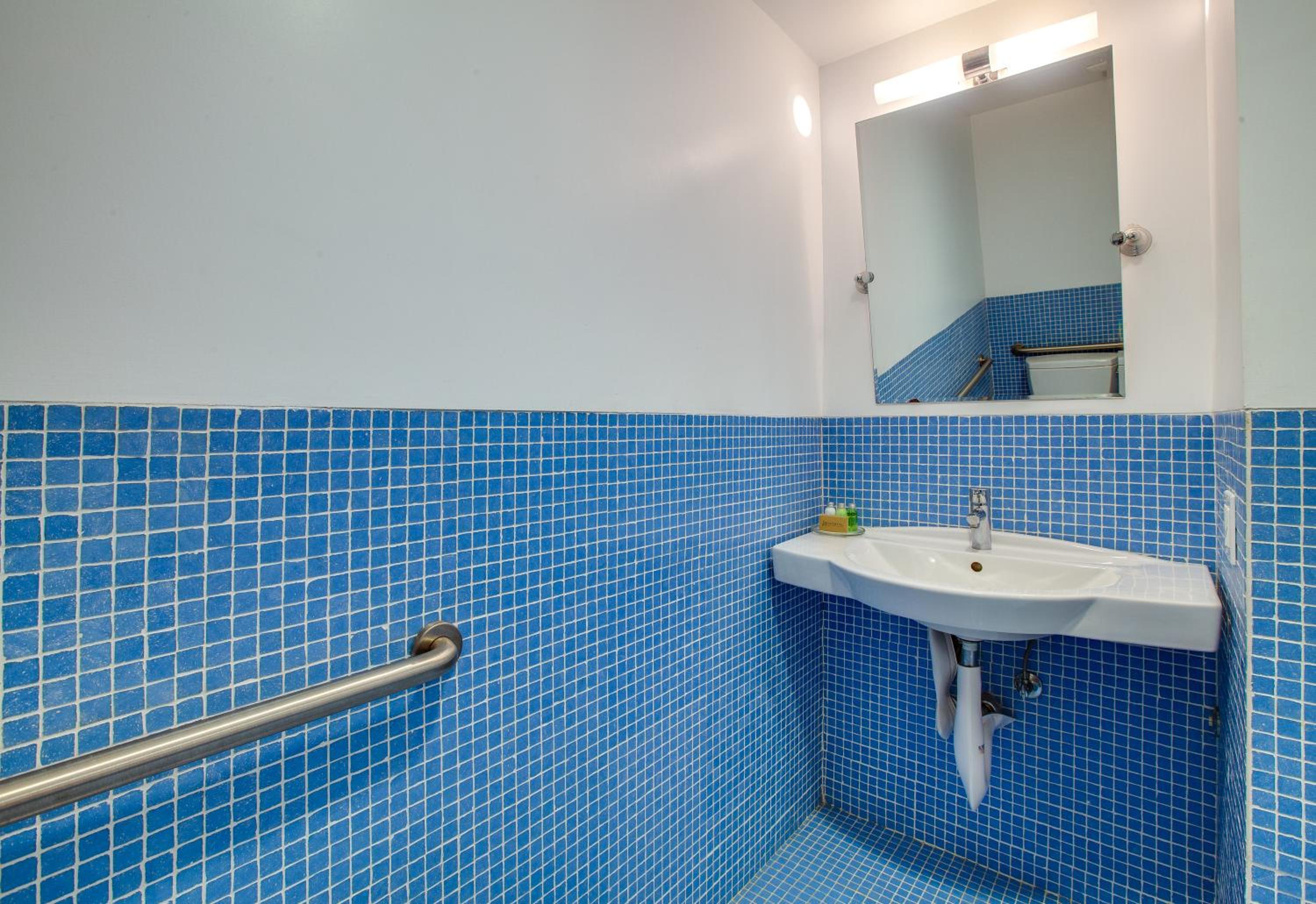 ADA Studio Suite, Street View