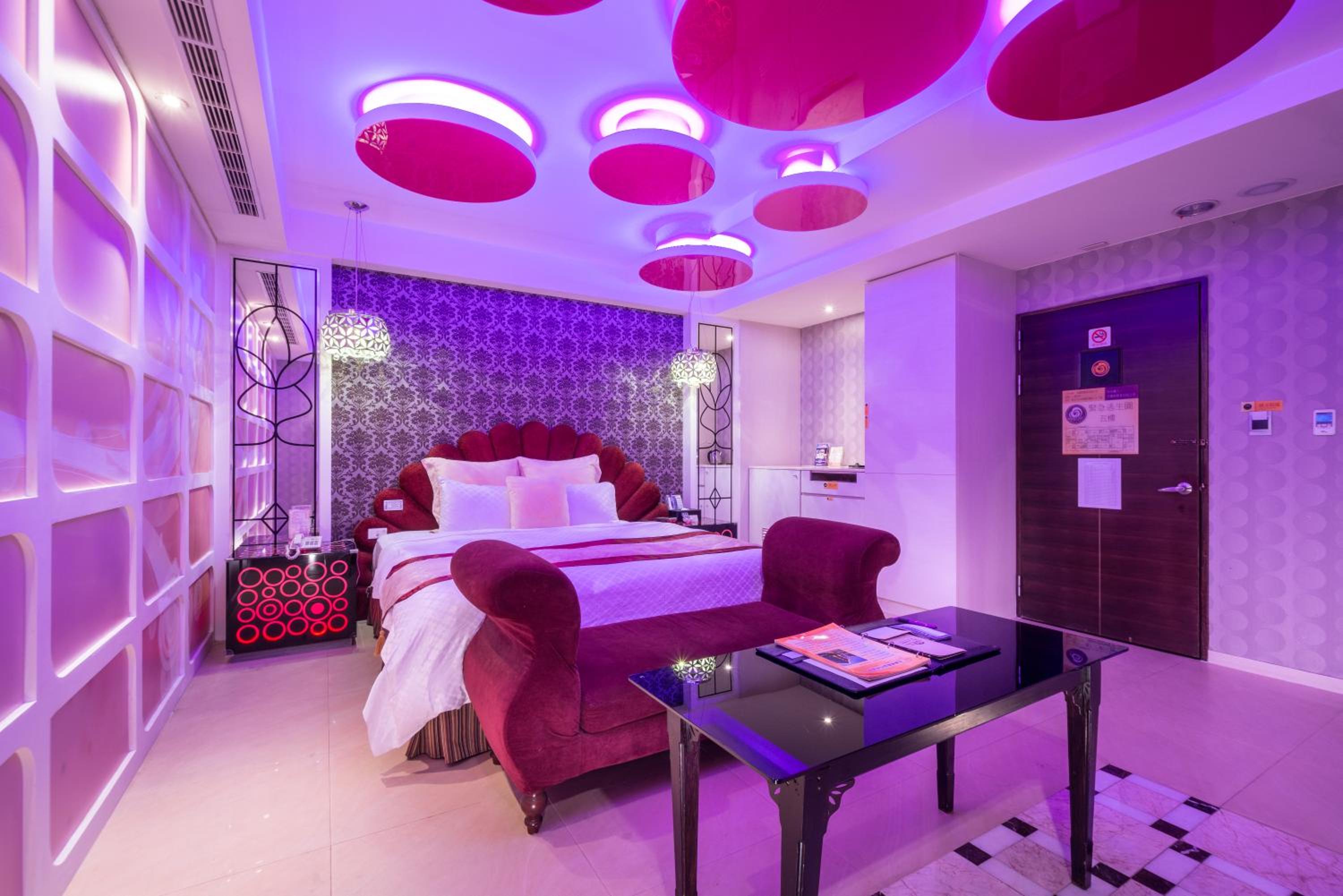 Deluxe Double Room - Check-in after 20:00 - Photo 21