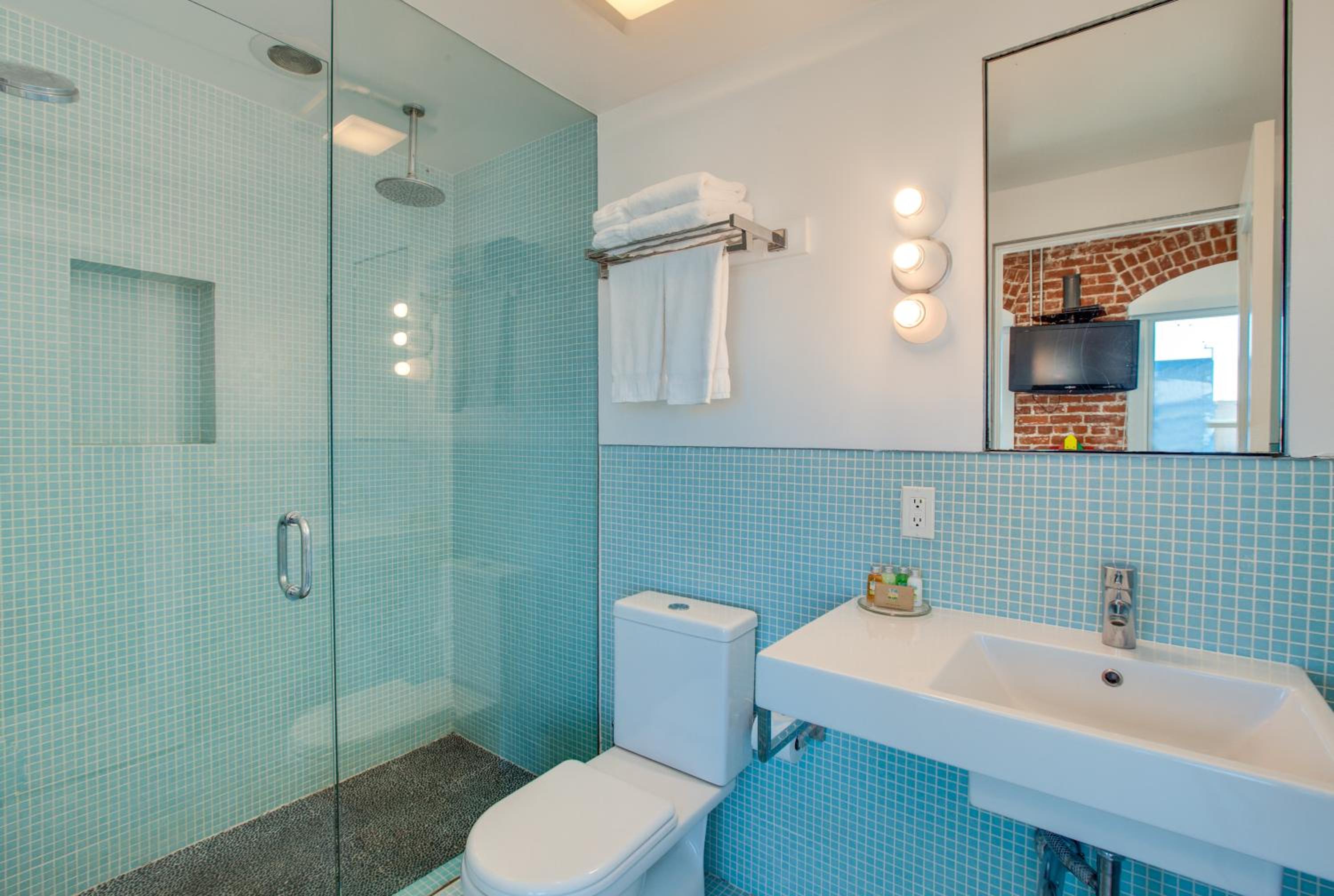 Studio Suite, Street View