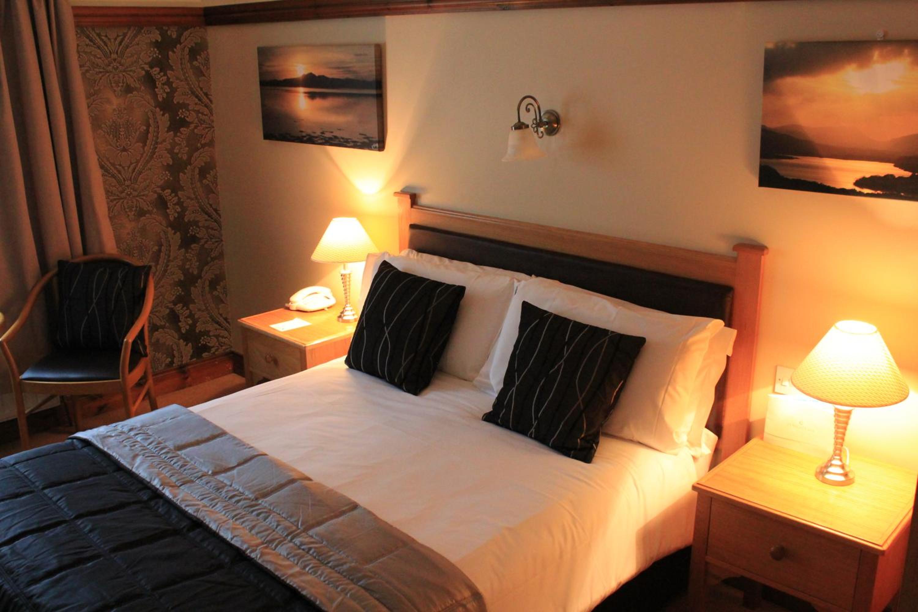 Double or Twin Room photo 3