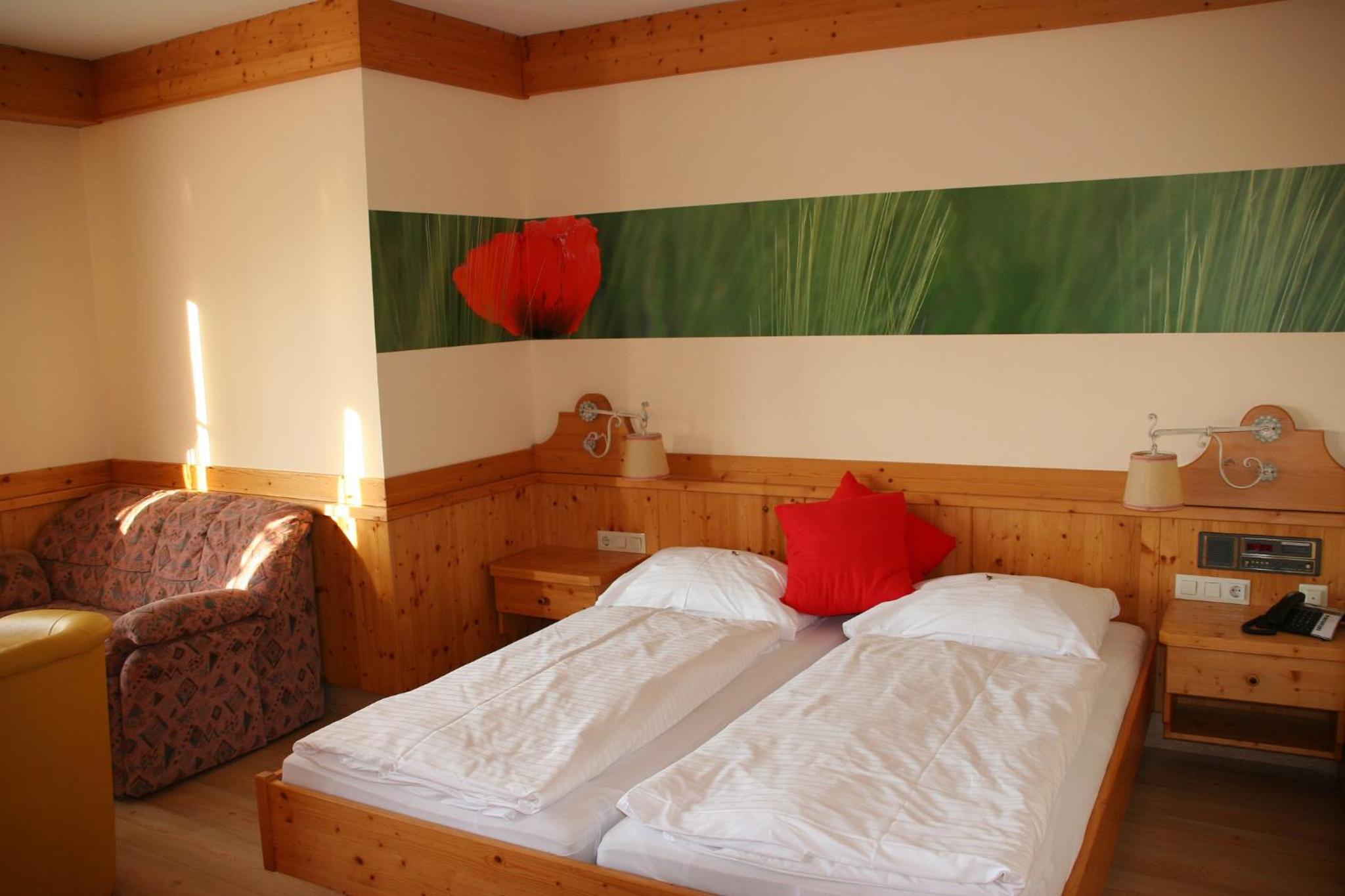 Double or Twin Room - Photo 5