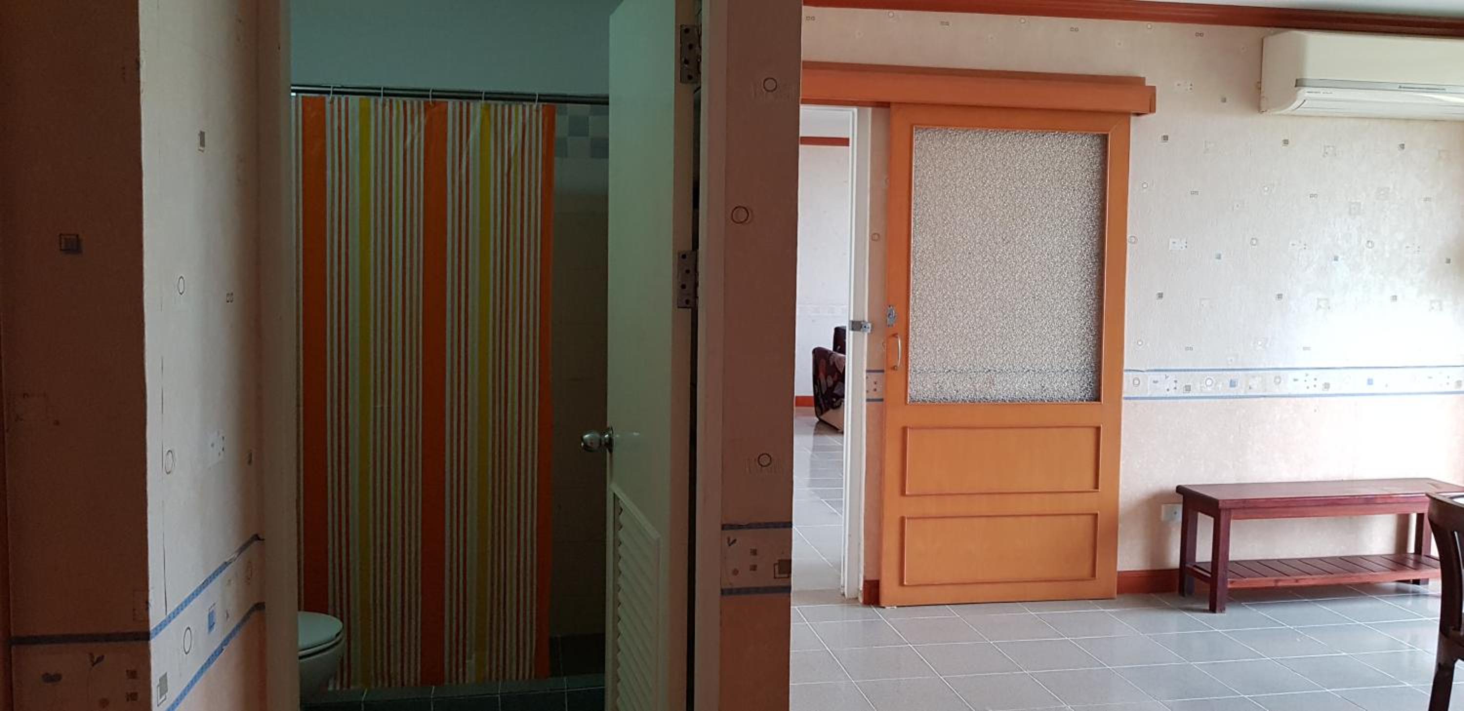 Apartment - Split Level photo 2
