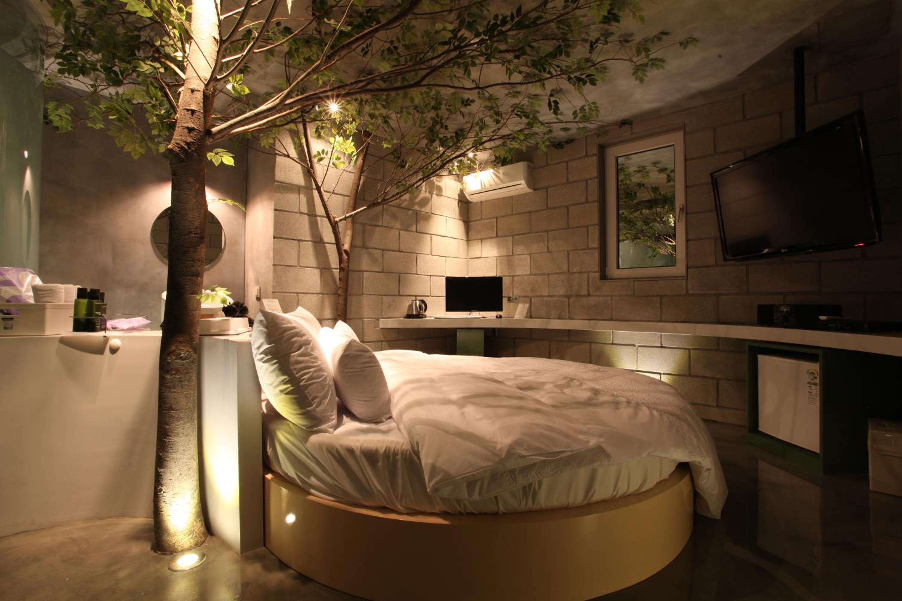 Deluxe Double Room with Bath