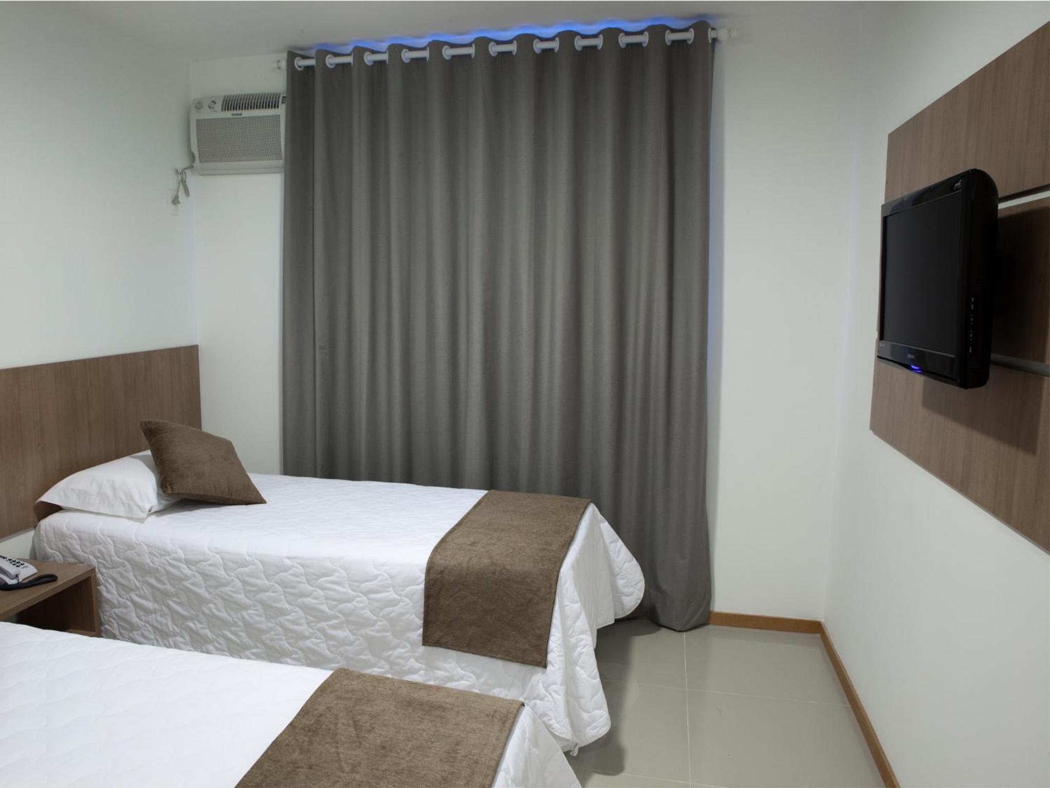 Deluxe Triple Room photo 3