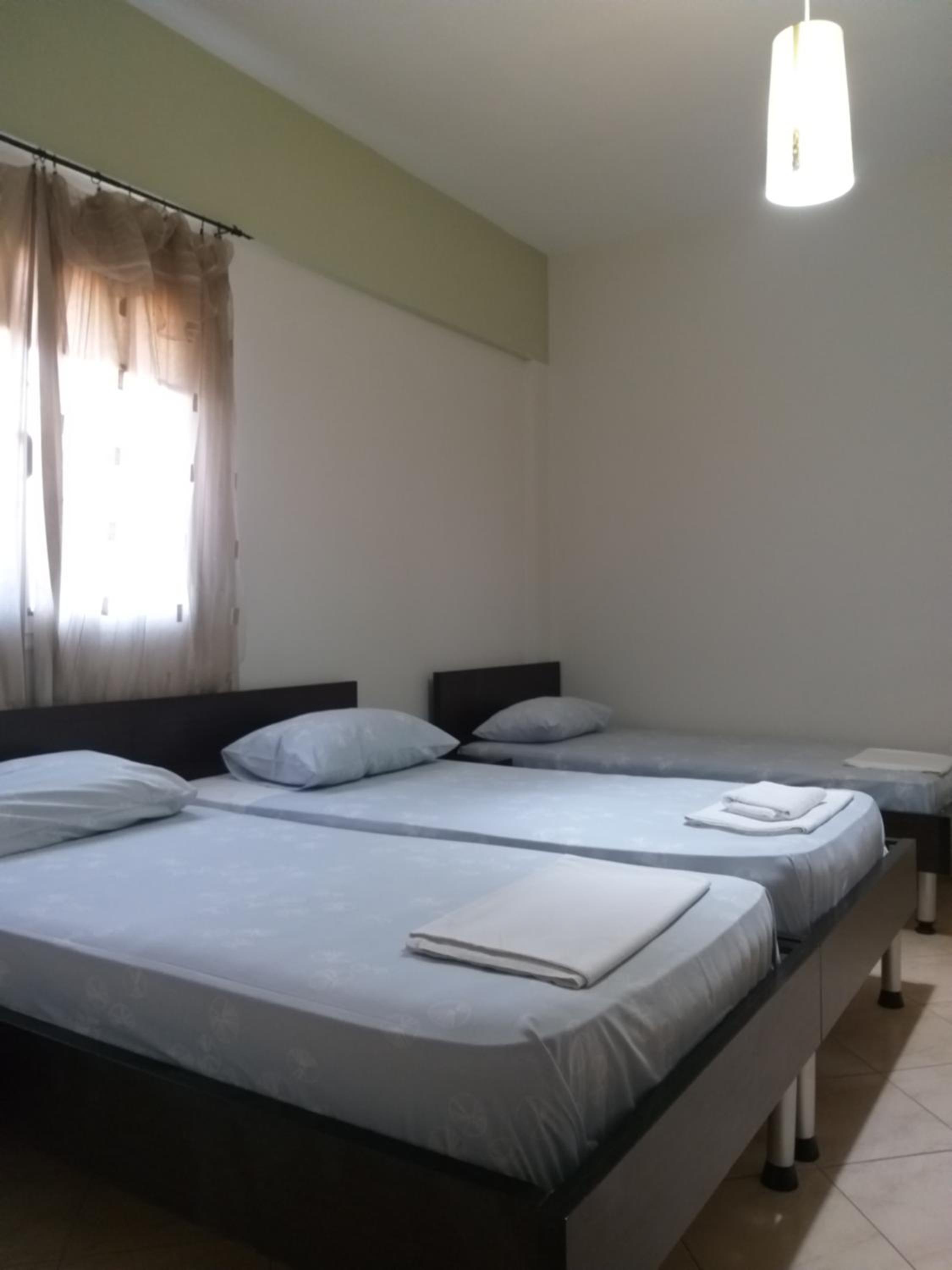 Classic Triple Room photo 3