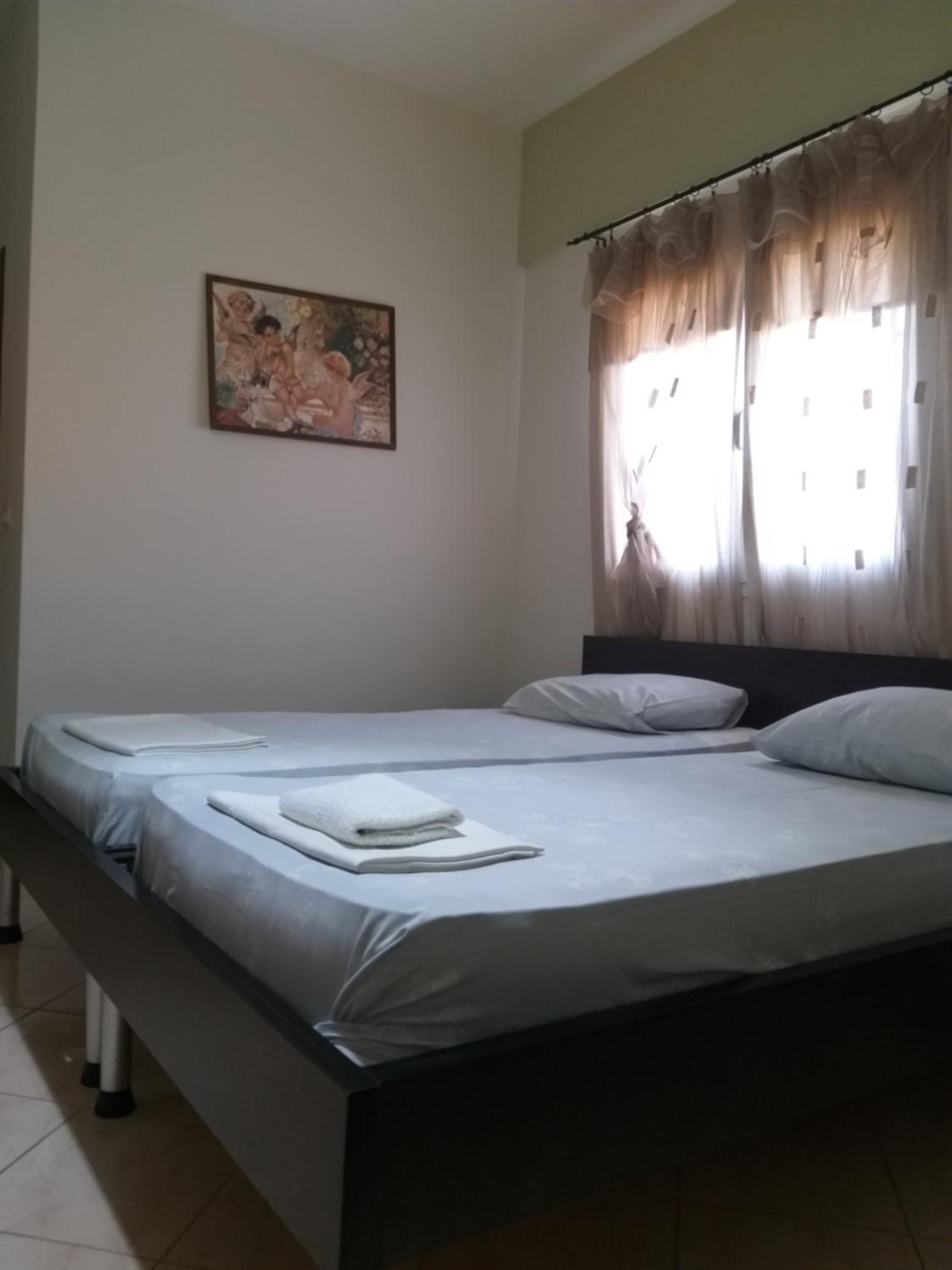 Classic Triple Room photo 2