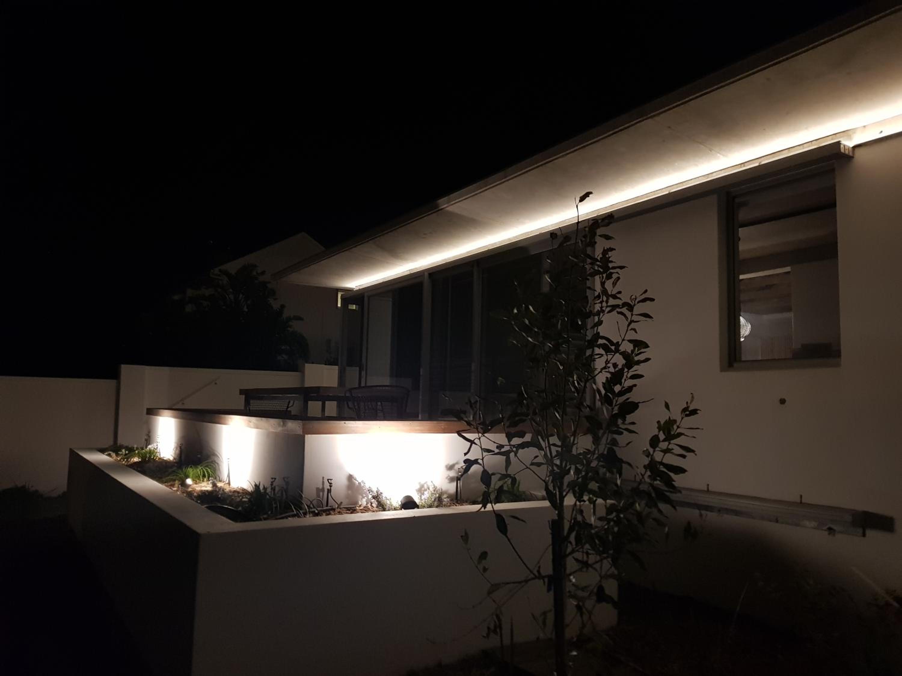 Two-Bedroom House - Photo 33