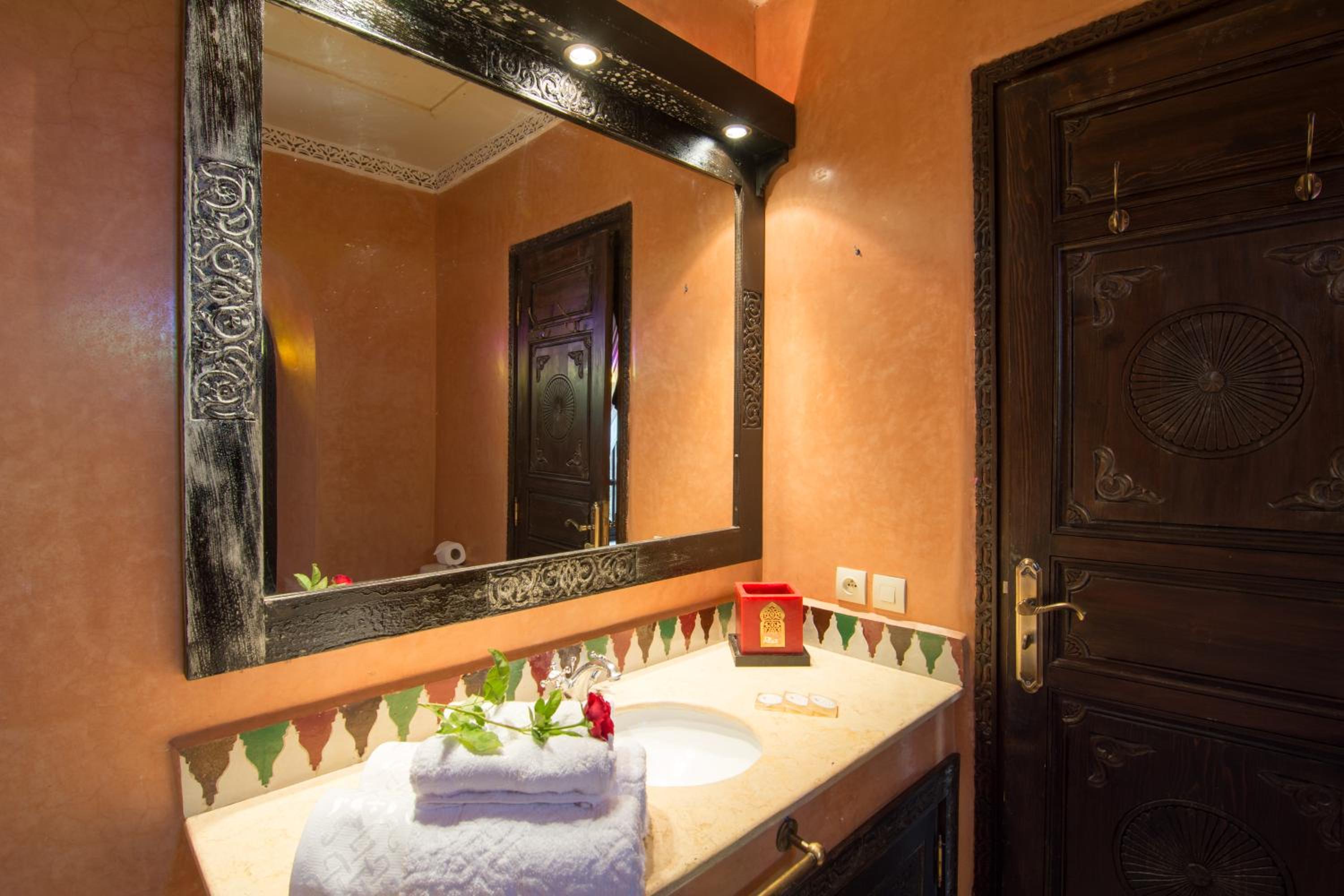 Three-Bedroom Villa - Photo 10