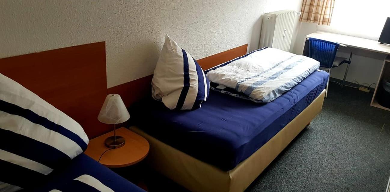 Standard Twin Room photo 3