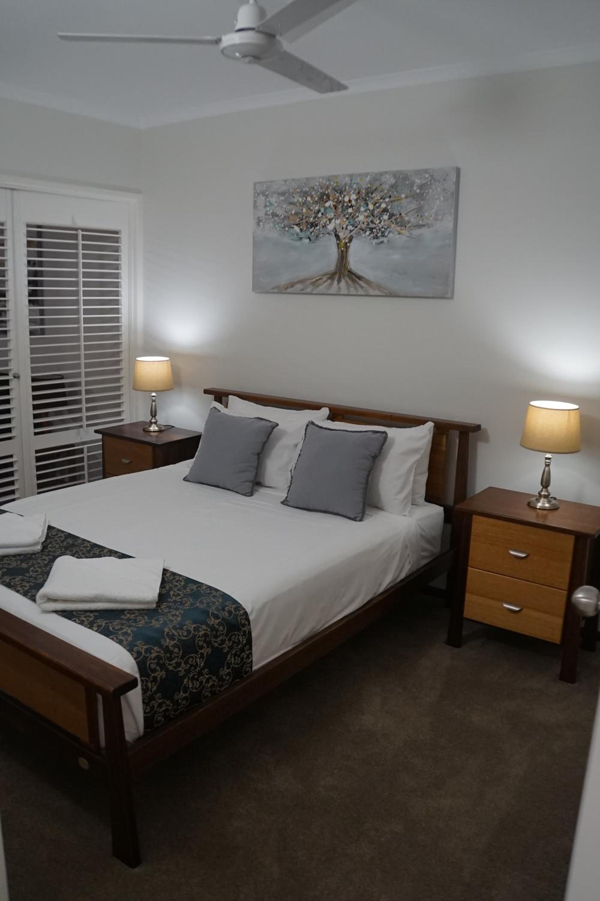 One-Bedroom Apartment with Ocean View - Photo 30
