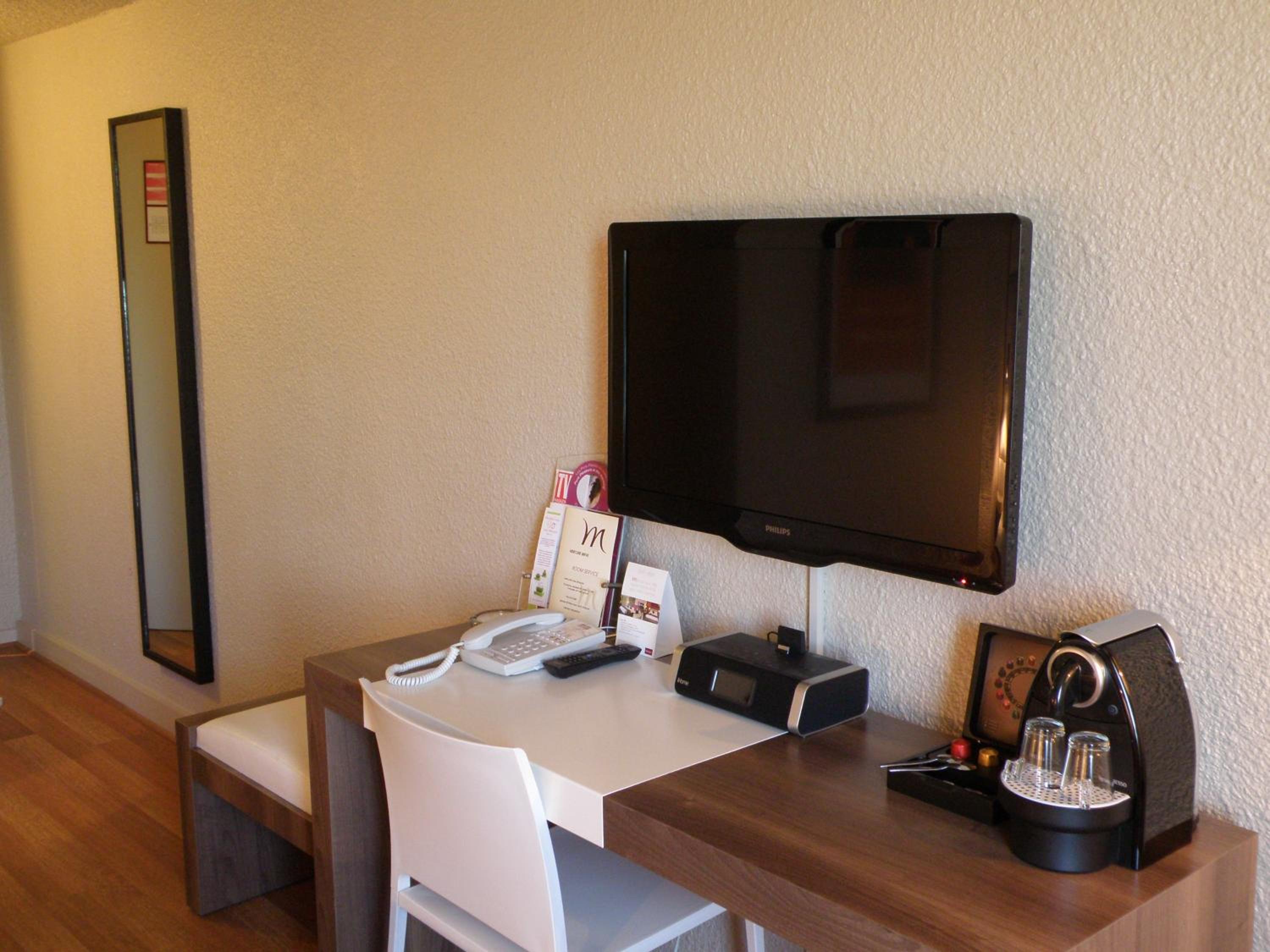 Standard Room with 2 Single Beds - Non-Smoking - Photo 2