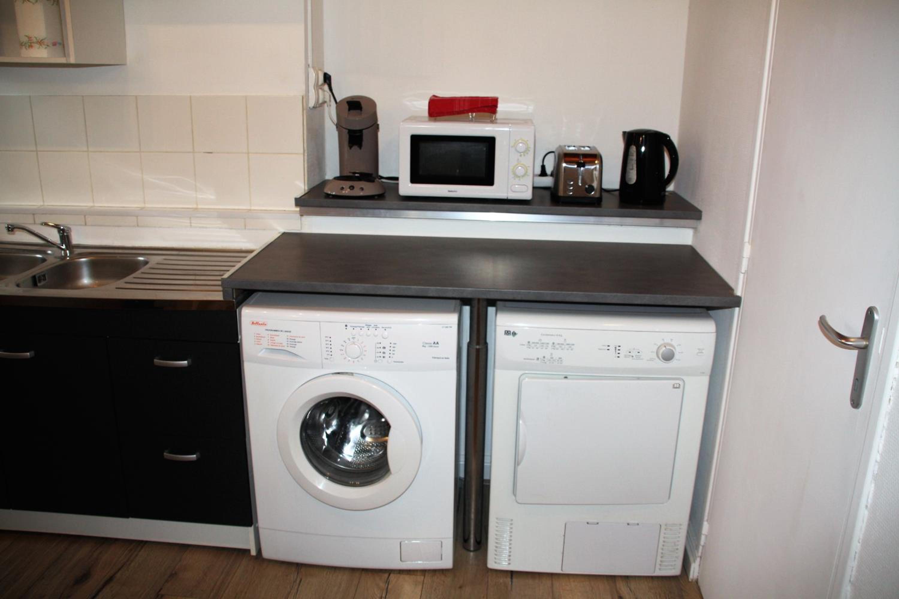 Apartment - Photo 4
