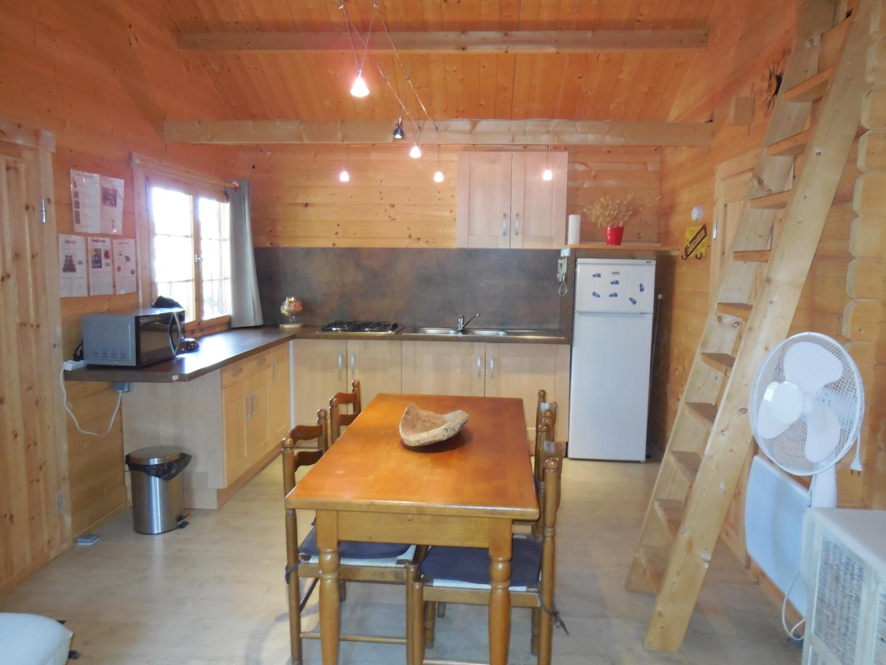 One-Bedroom House - Photo 5
