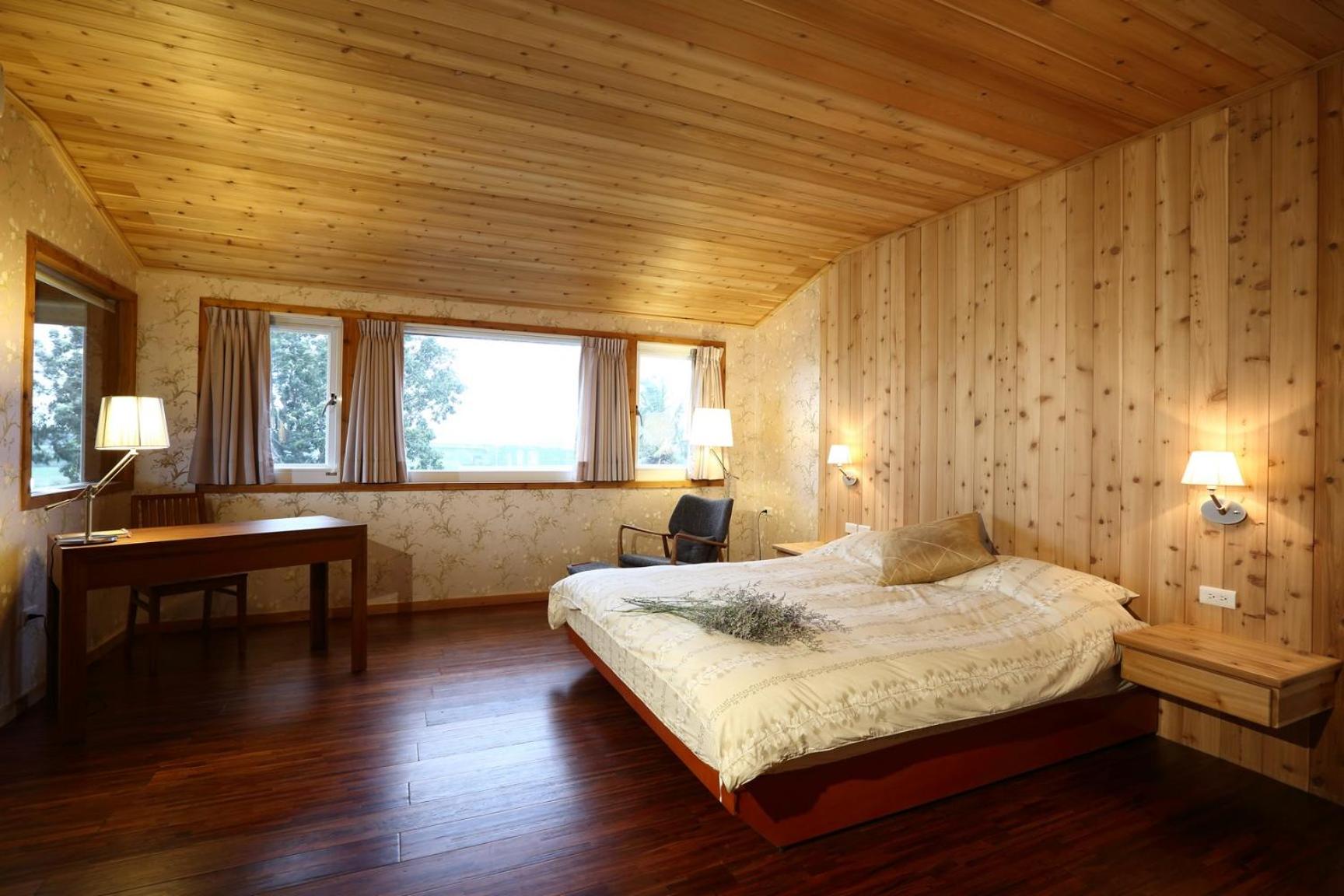 Queen Room with Spa Bath photo 3
