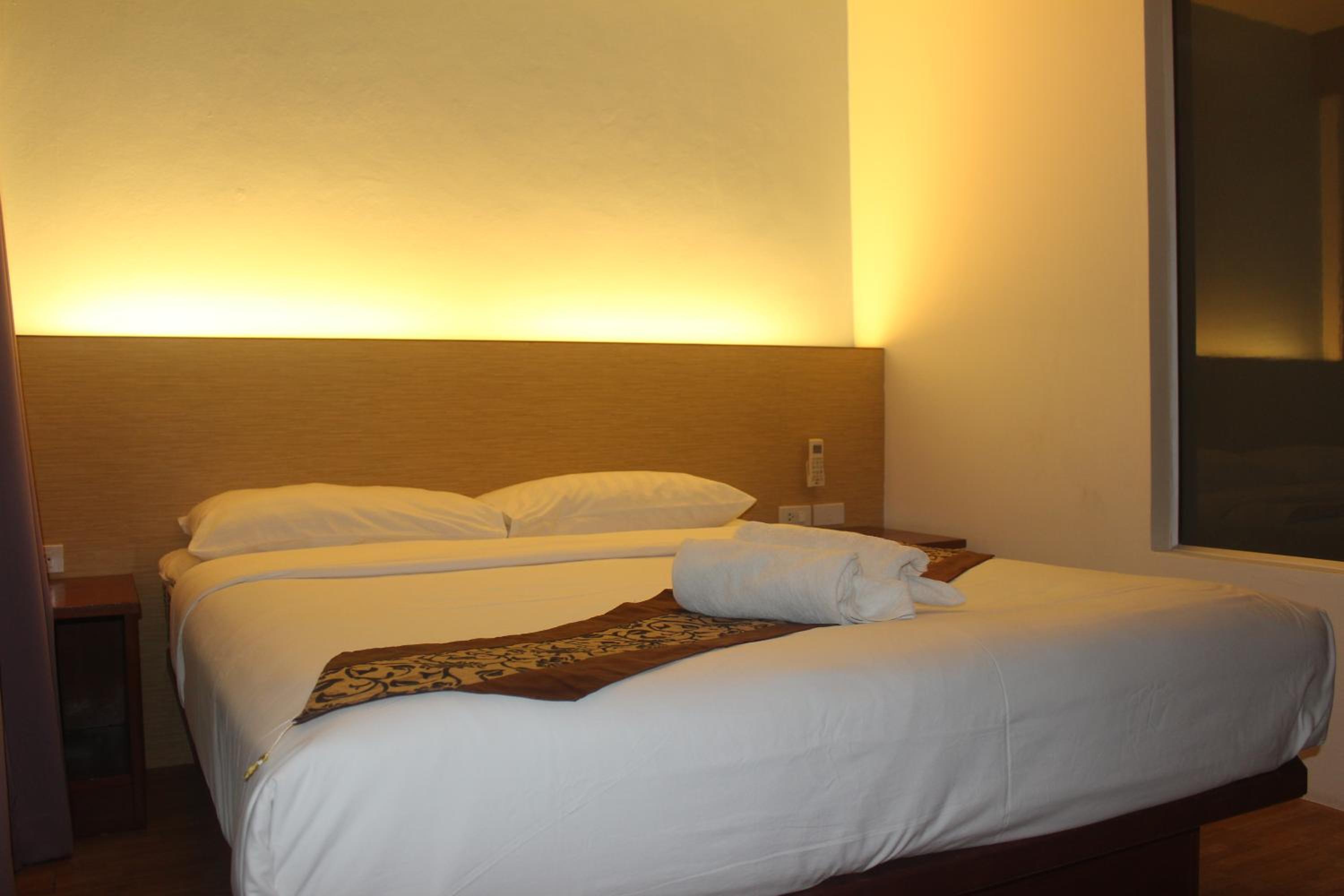 King Room with Balcony photo 3