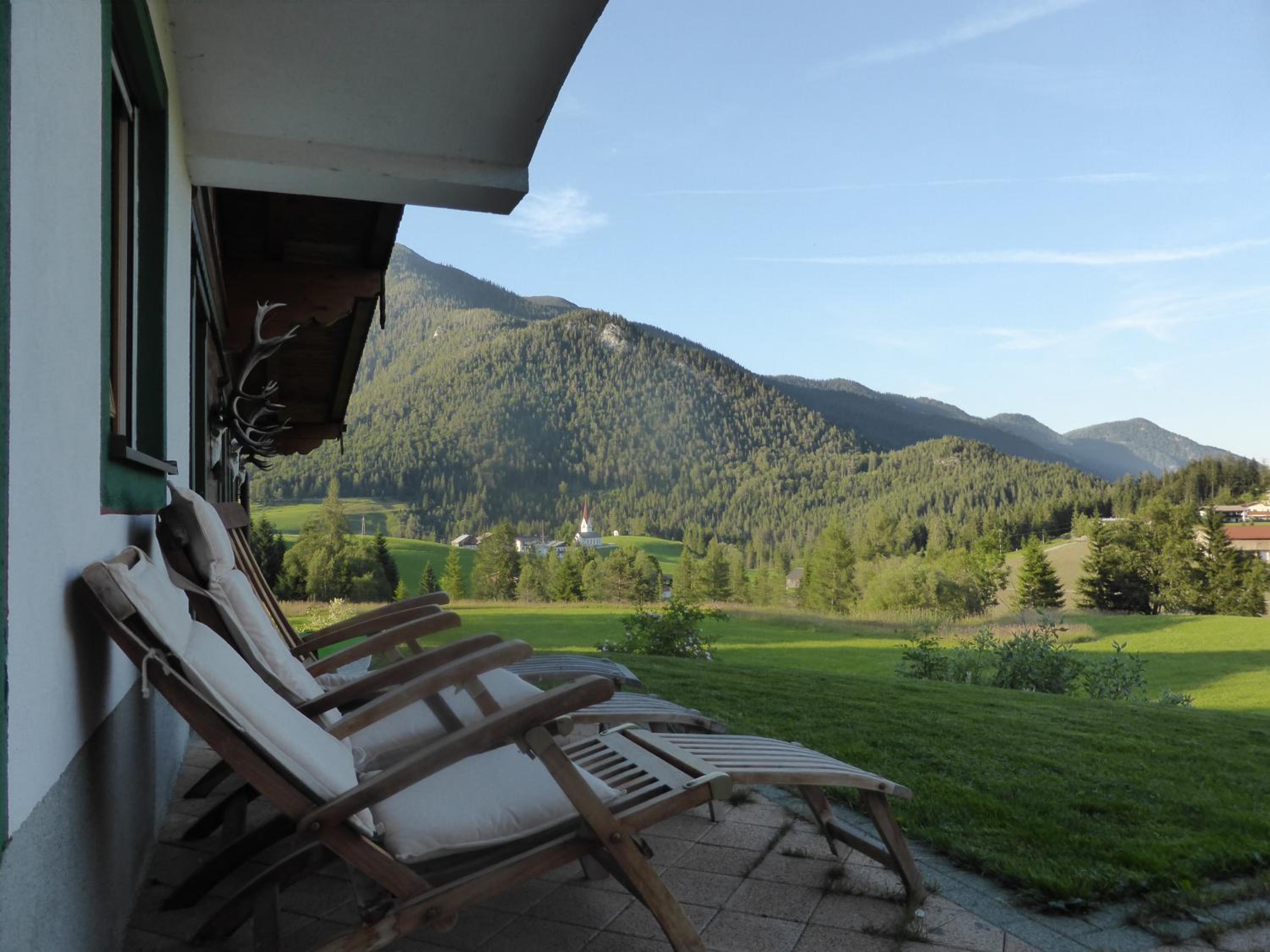 Apartment with Terrace - Photo 5