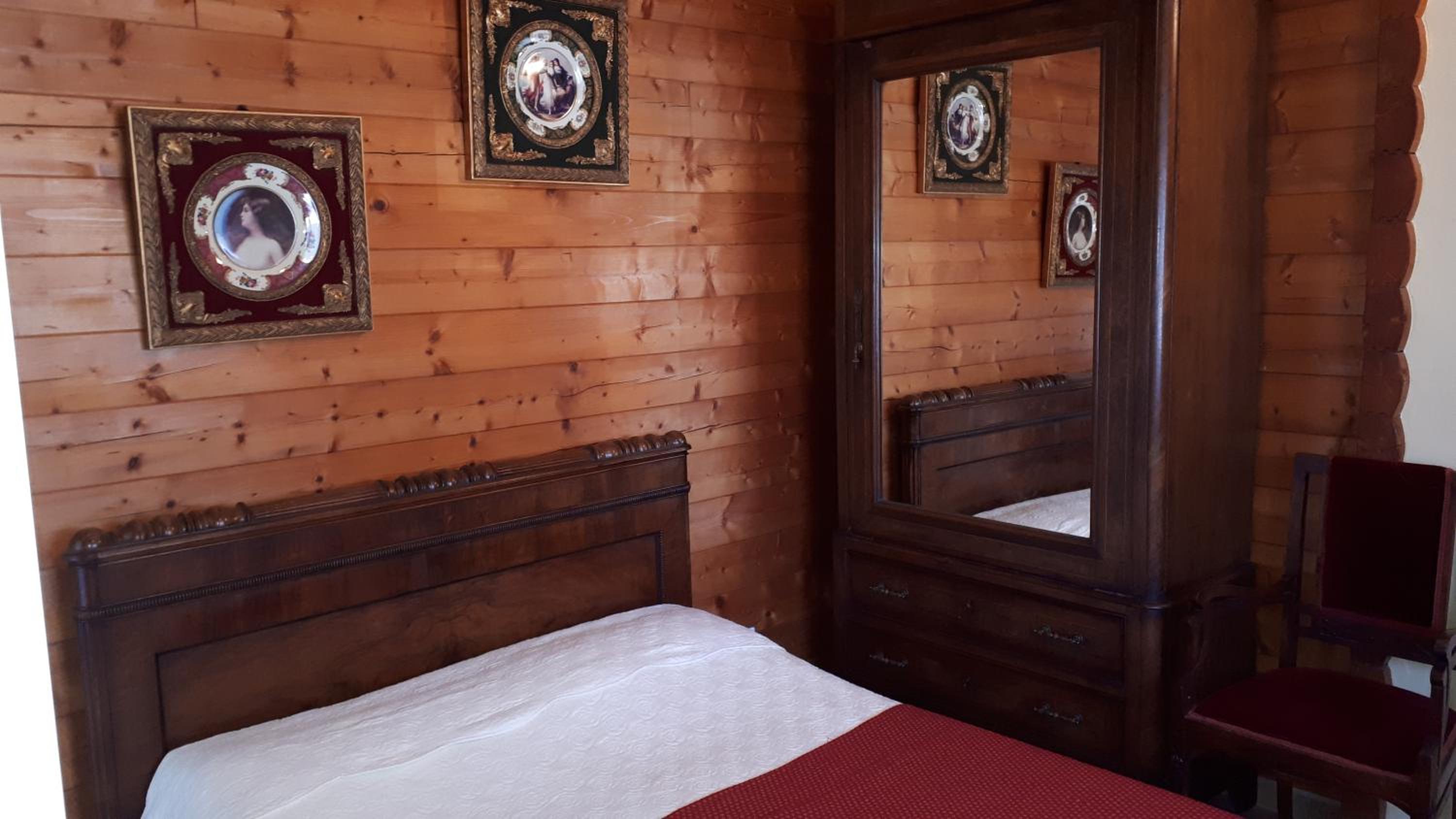 Standard King Room photo 1