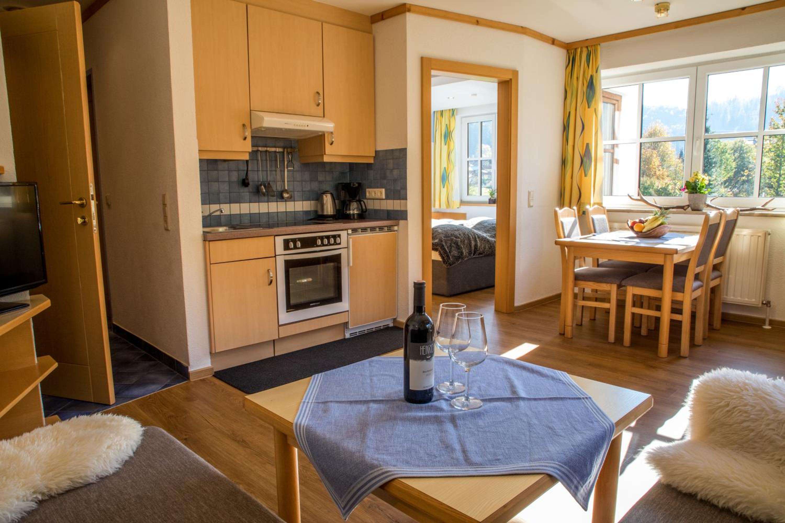One-Bedroom Apartment with Balcony photo 1