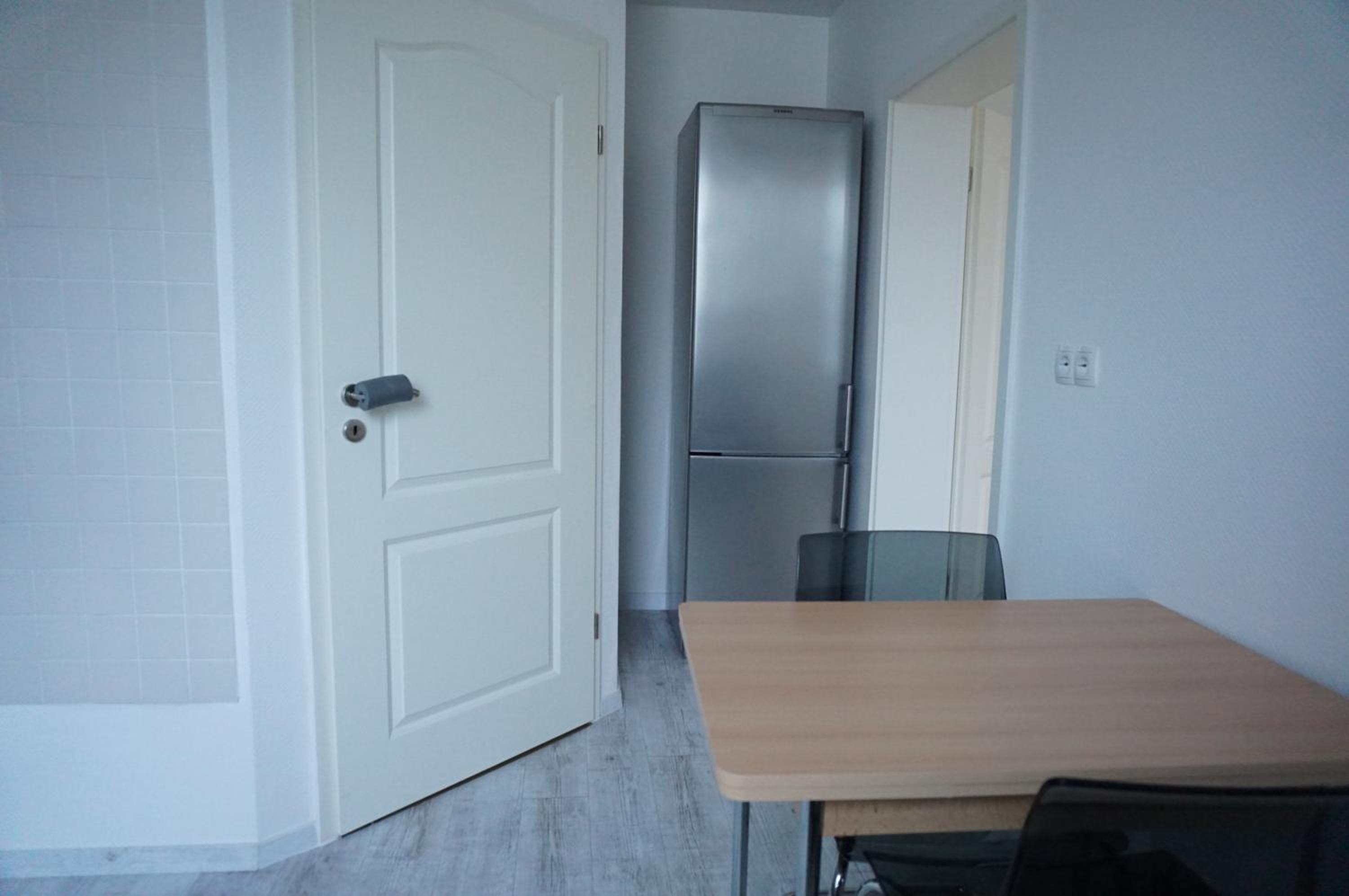 Apartment photo 2