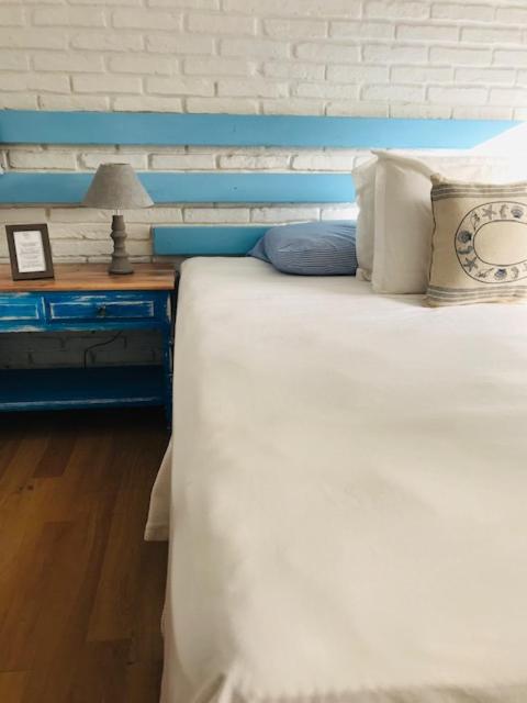 Double Room with One Double Bed and 2 Adults Occupancy (Non Smoking) photo 1