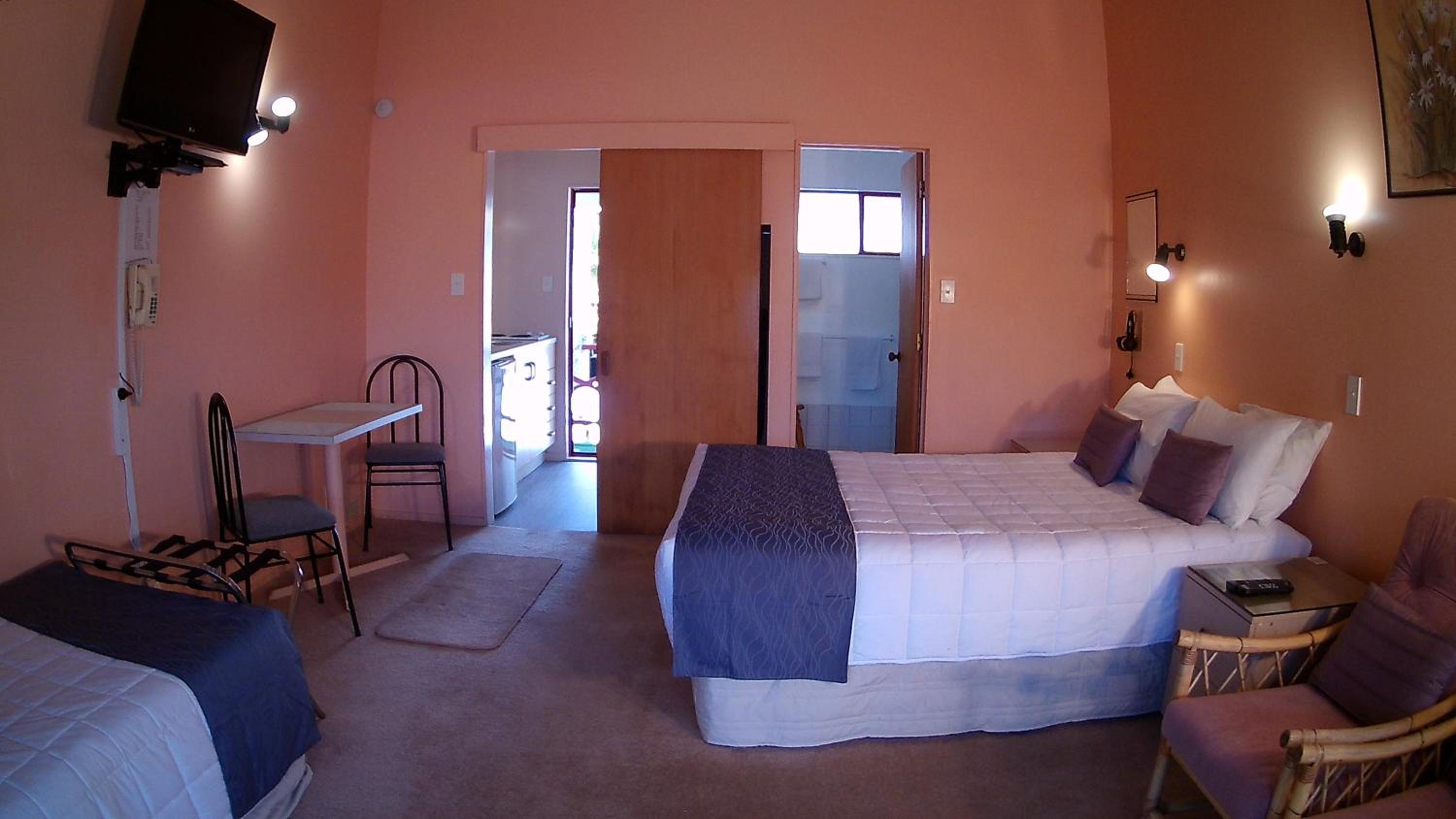Apartment with Balcony photo 1