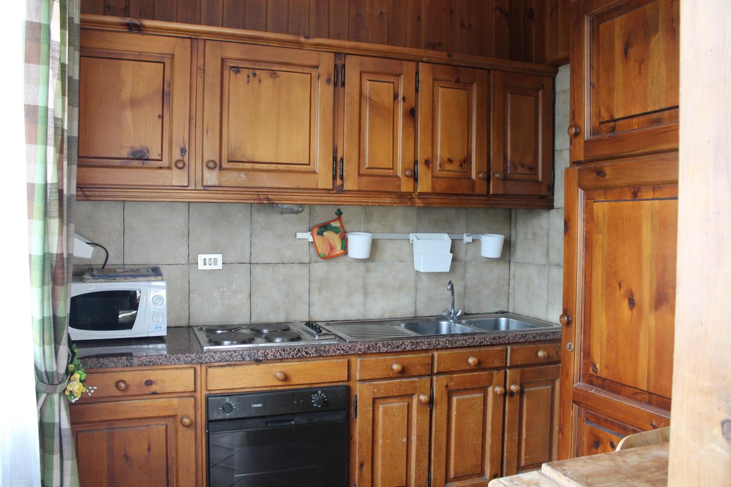 One-Bedroom Apartment (4 Adults) photo 3
