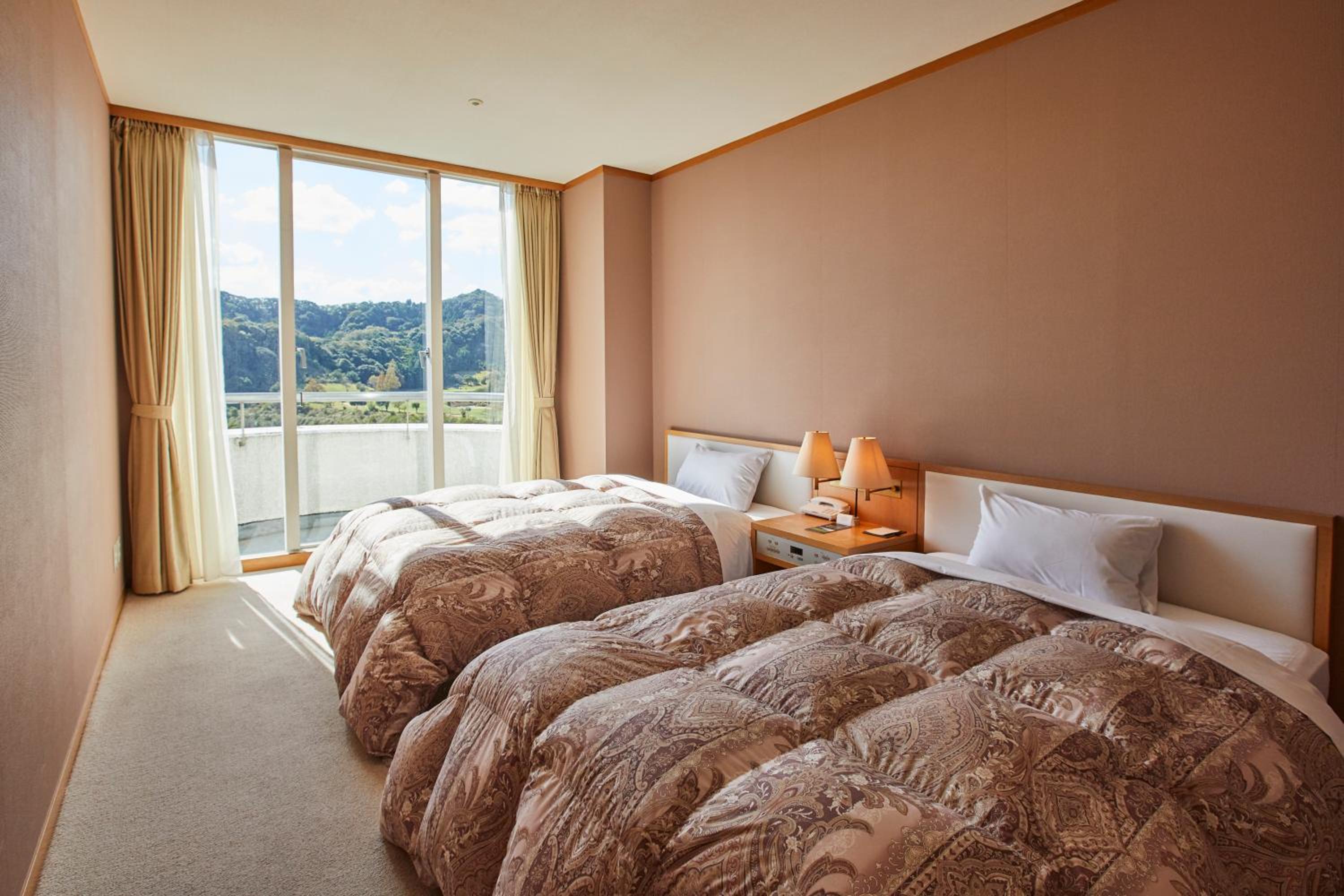 Superior Quadruple Room - Non-Smoking photo 2