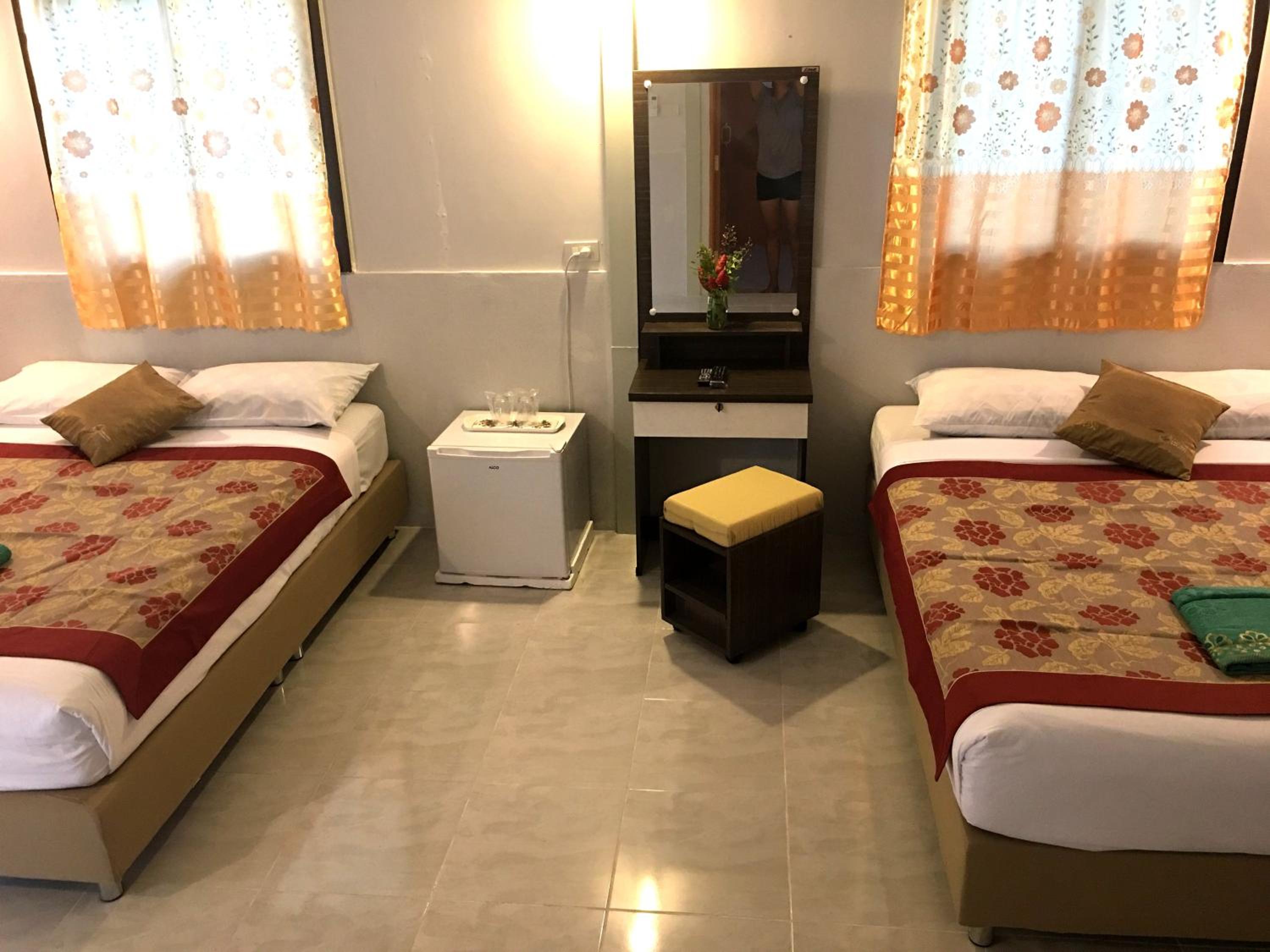 Superior Queen Room with Two Queen Beds photo 1