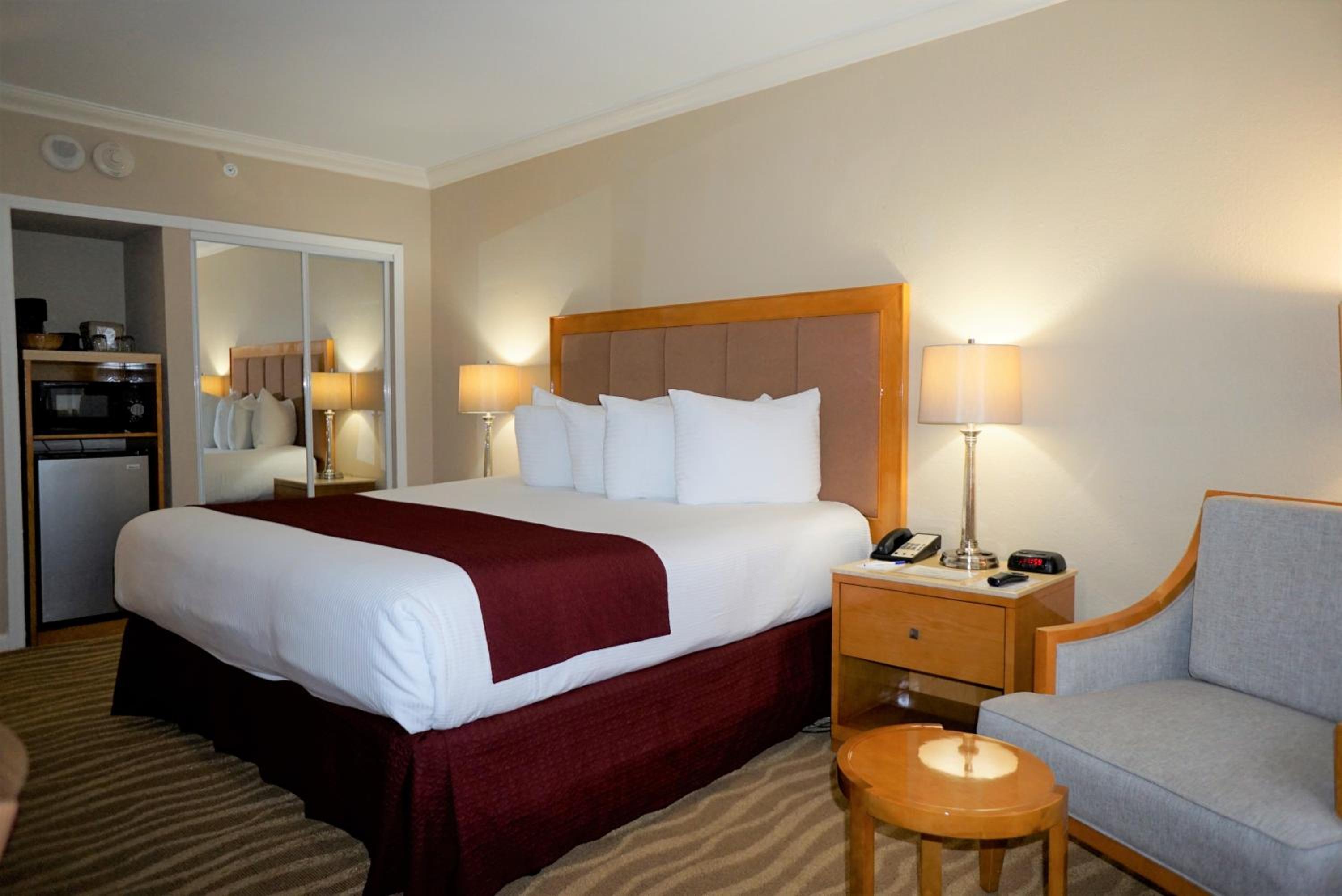 Standard King Room