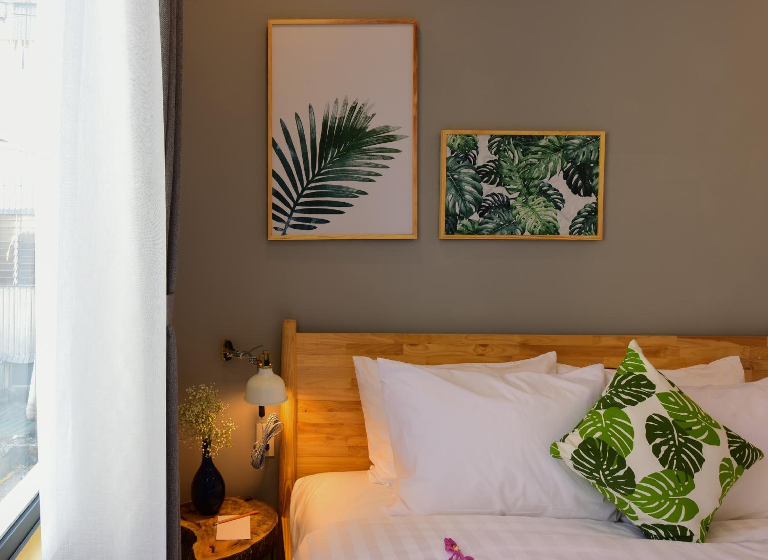 Deluxe Room - Photo 3