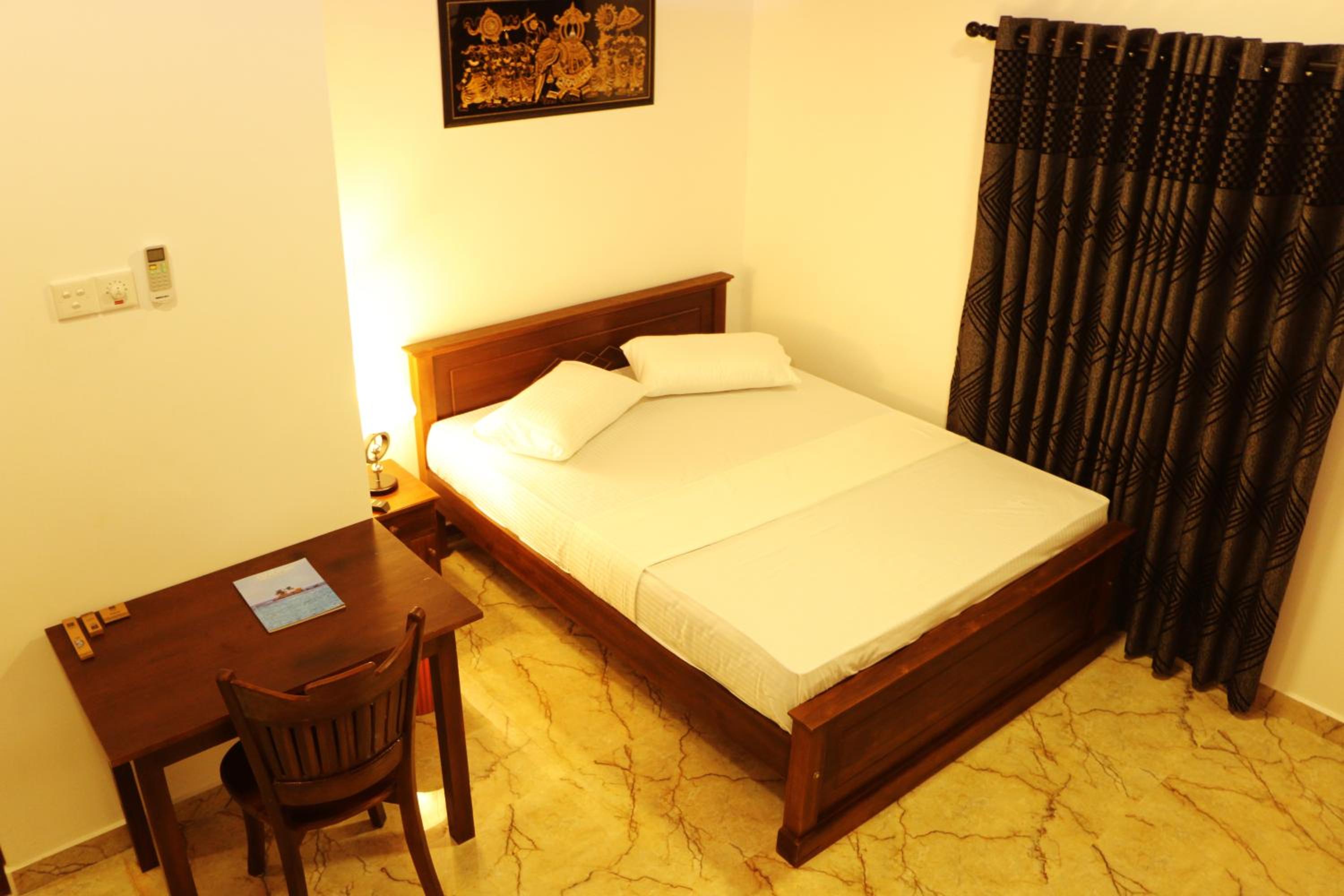 Deluxe Triple Room photo 2
