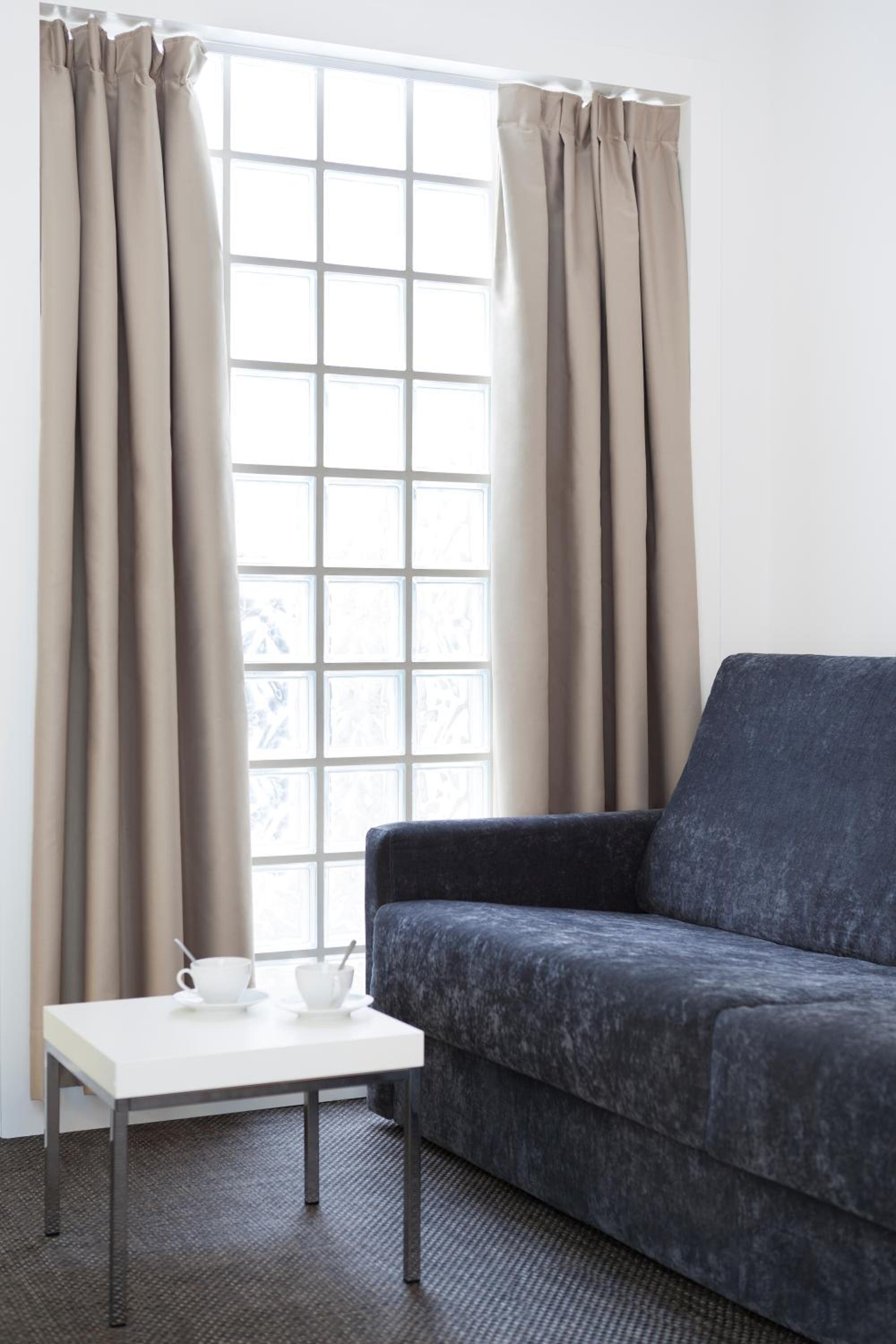 Junior Suite (1-2 Adult) - Photo 12