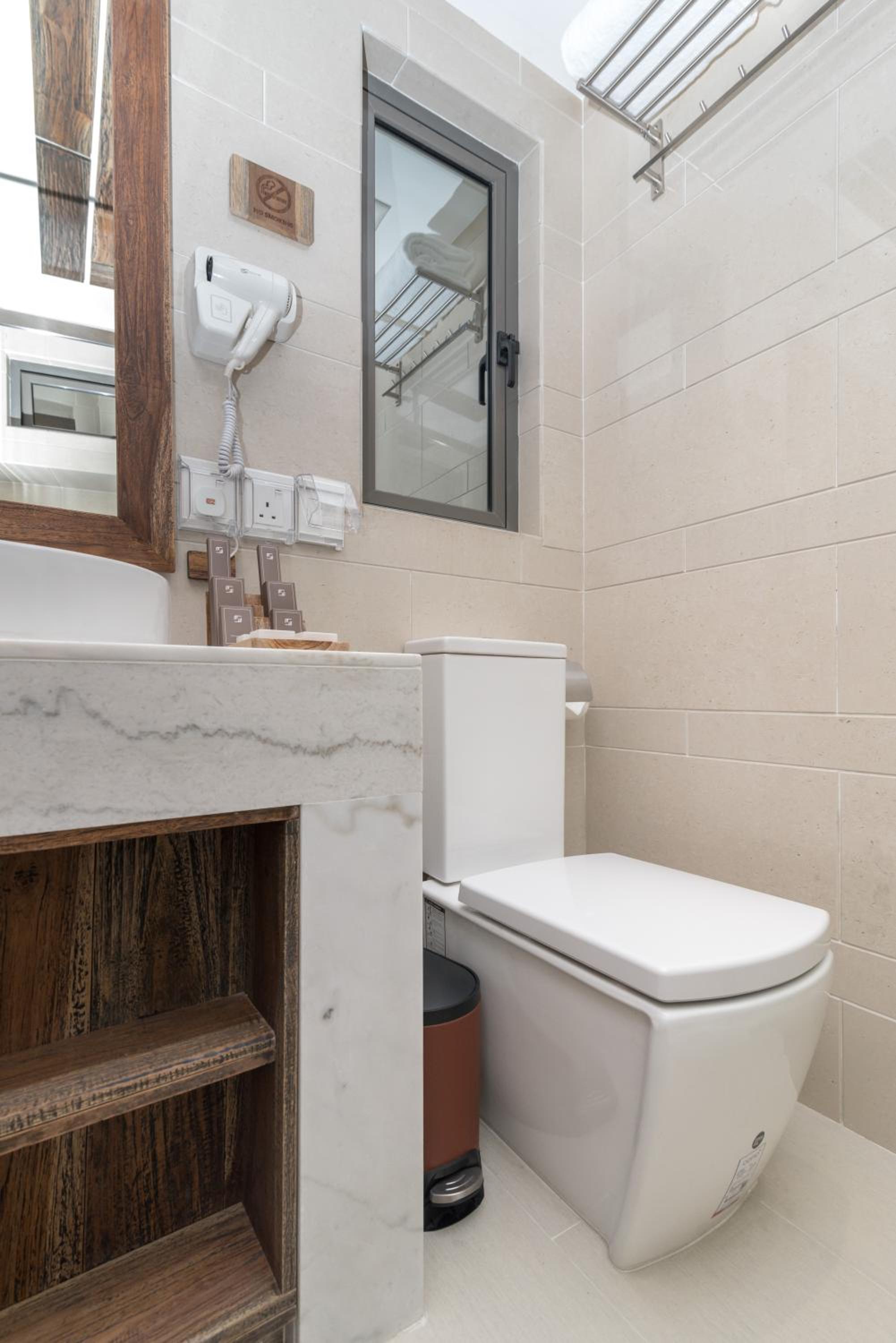 Deluxe Double or Twin with Ocean View and Balcony (Free Return Airport Transfer) - Photo 12