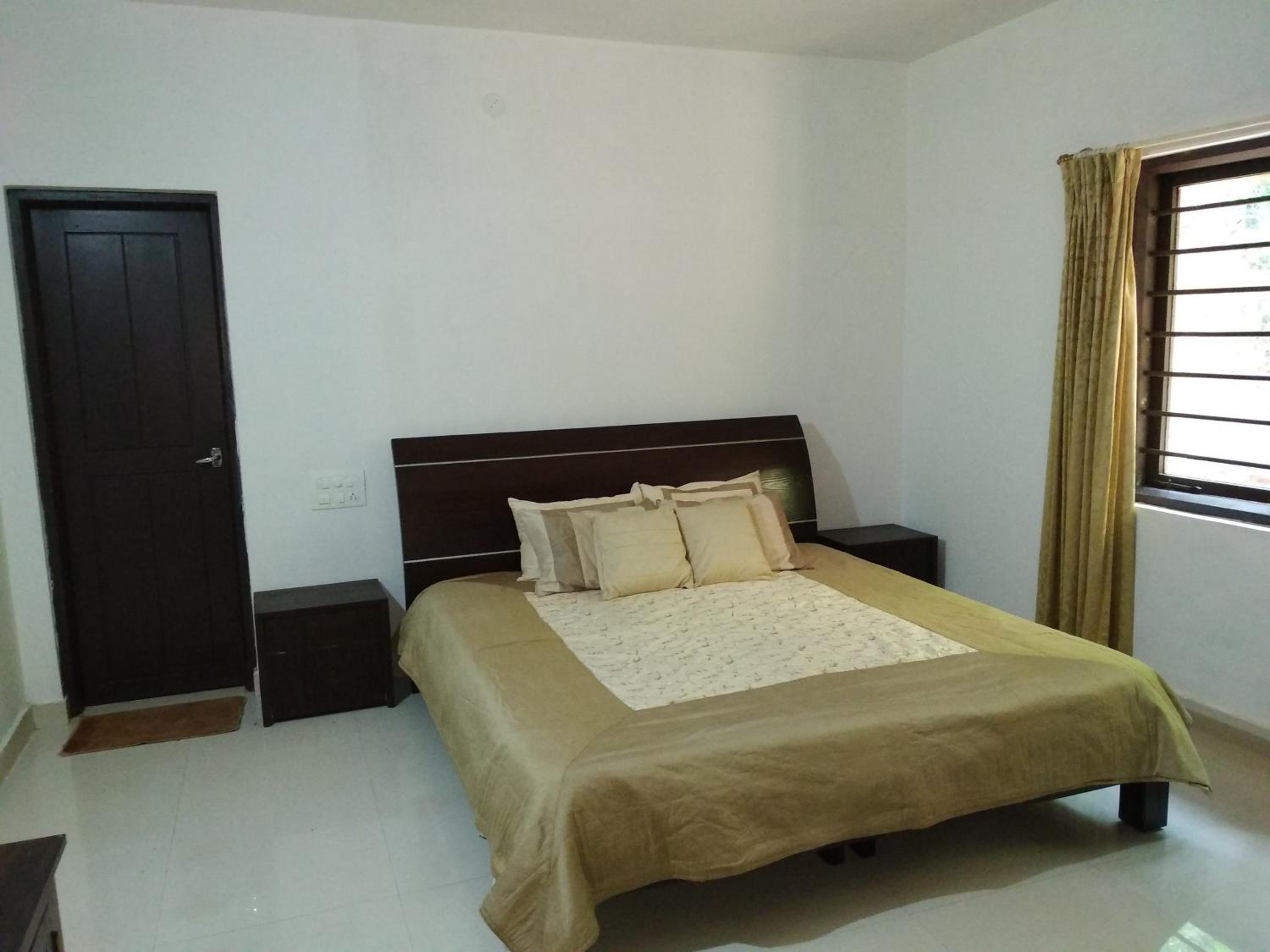 Deluxe Double Room photo 2