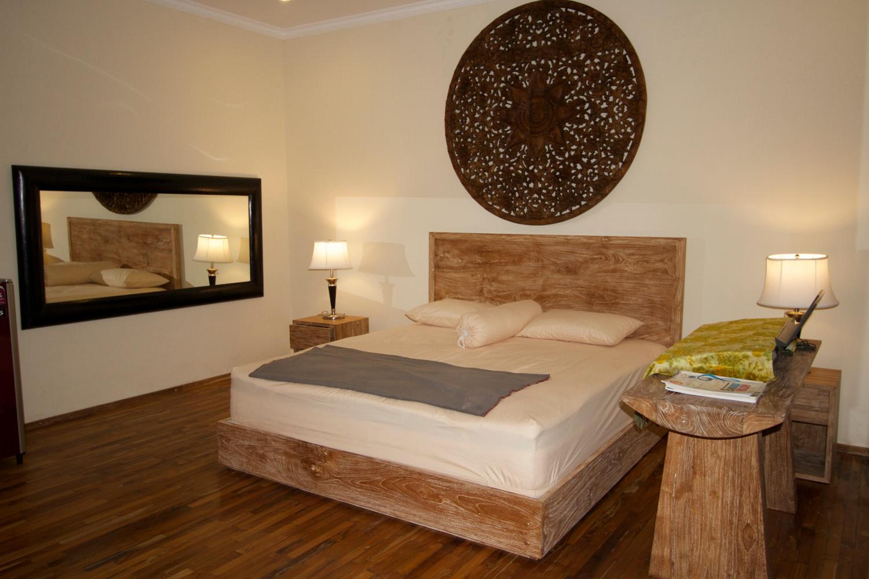 Deluxe Room with Sea View - Photo 1