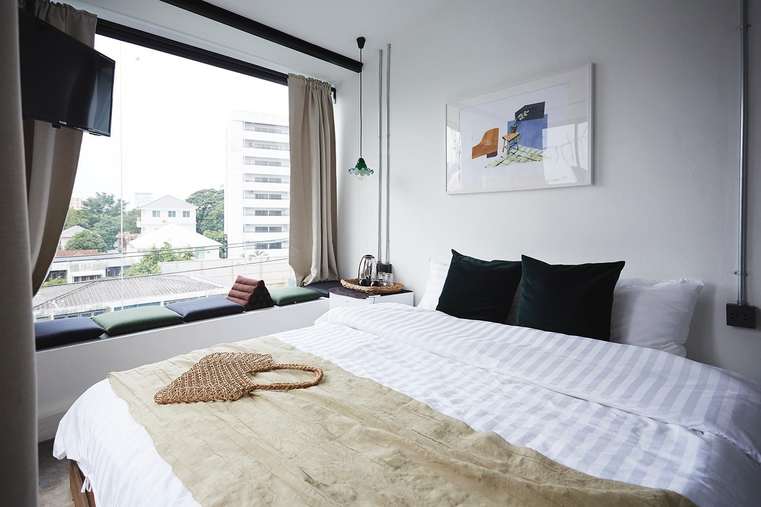 Deluxe Single Room with Balcony photo 1