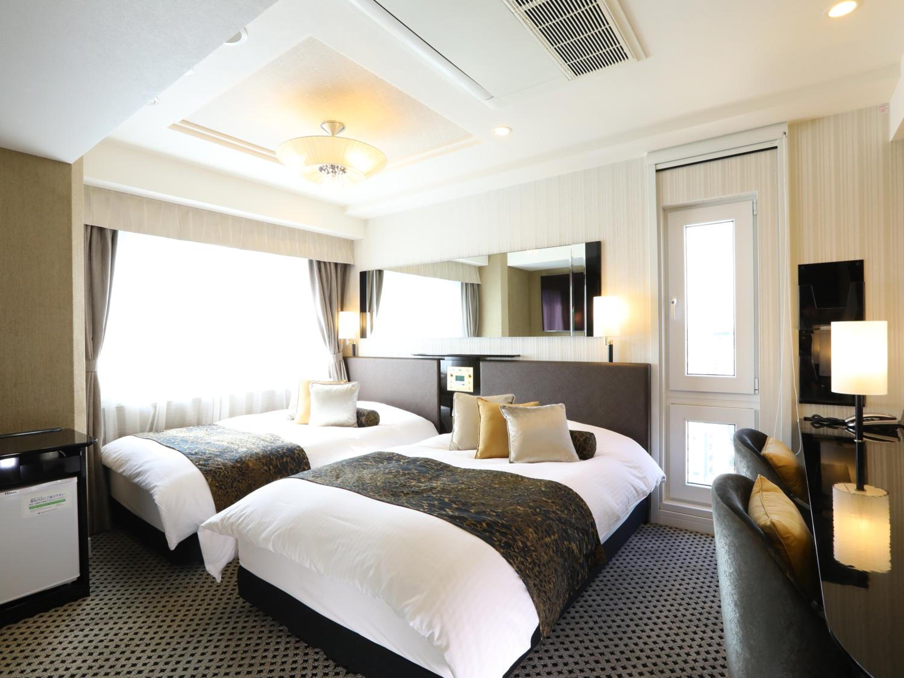 Deluxe Twin Room - Non-Smoking photo 1
